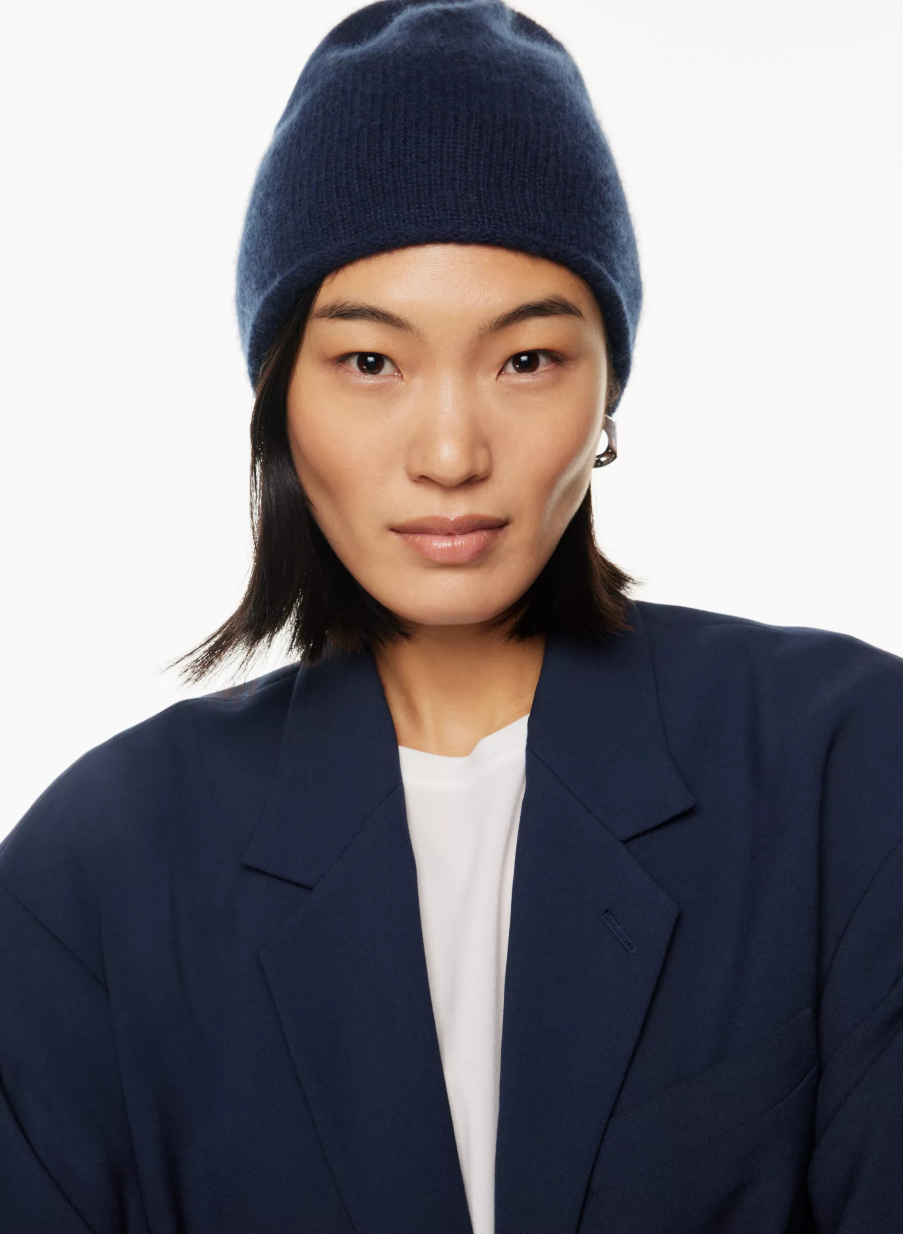 LUXE CASHMERE KISHO BEANIE | Aritzia