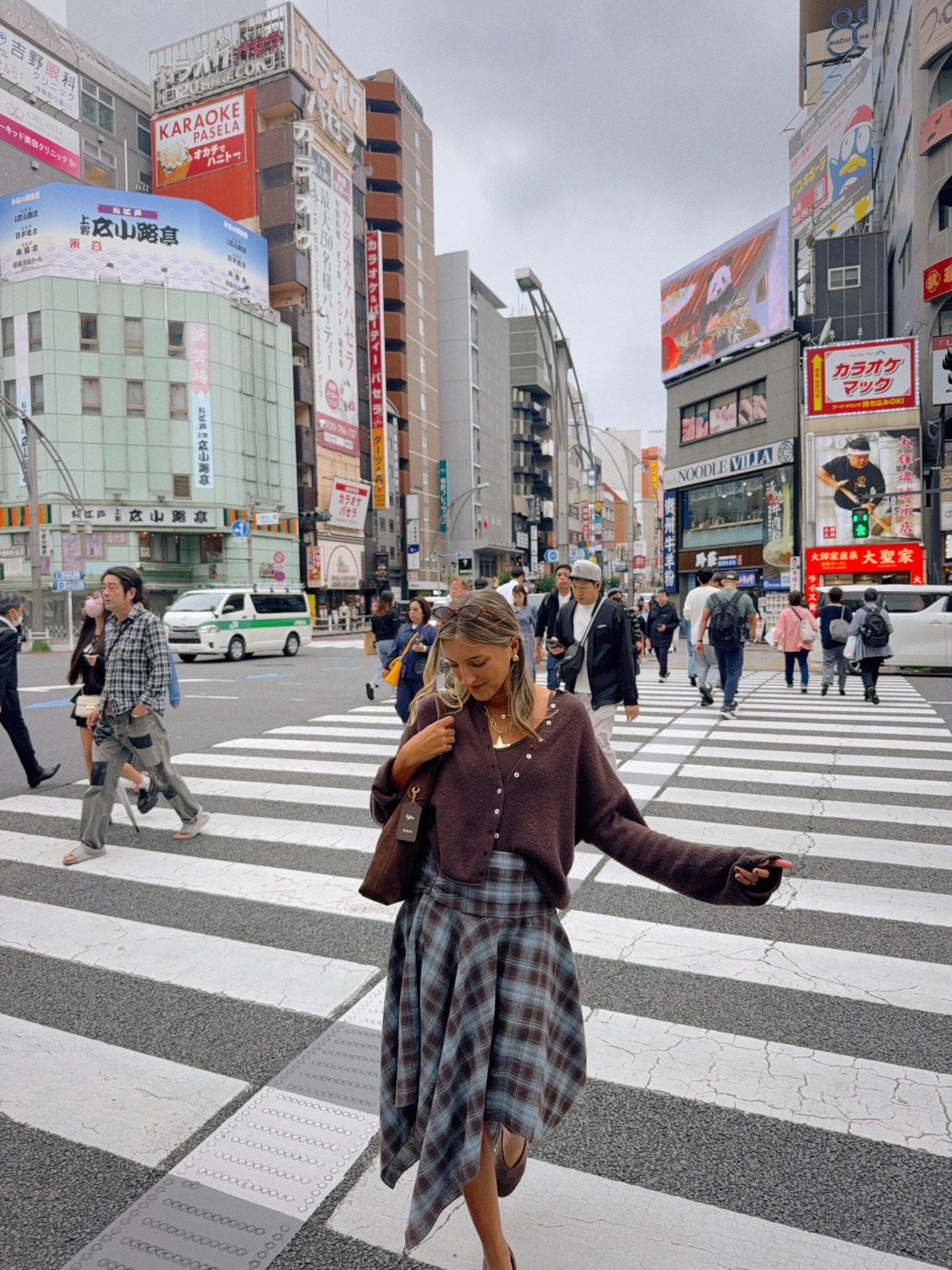 fall outfit of the day in Japan! what to wear in Tokyo ⭐️🇯🇵✈️
