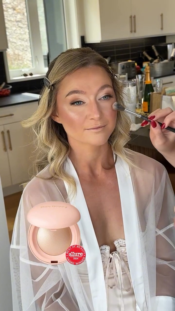Here’s the main products I used for Tiegan’s bronze bridal makeup ✨ #bridalmakeup #makeupartist #destinationwedding #bride #wedding #weddingmakeup #calgary