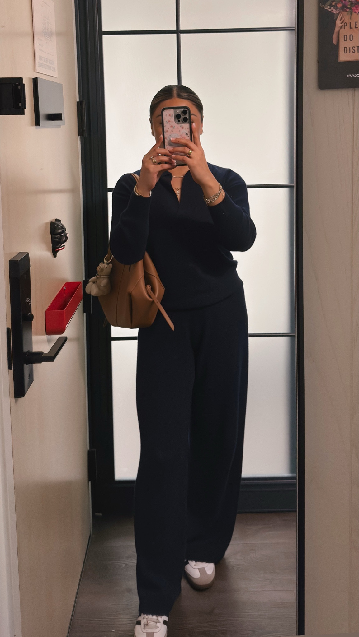 Comfy travel outfit 🤍