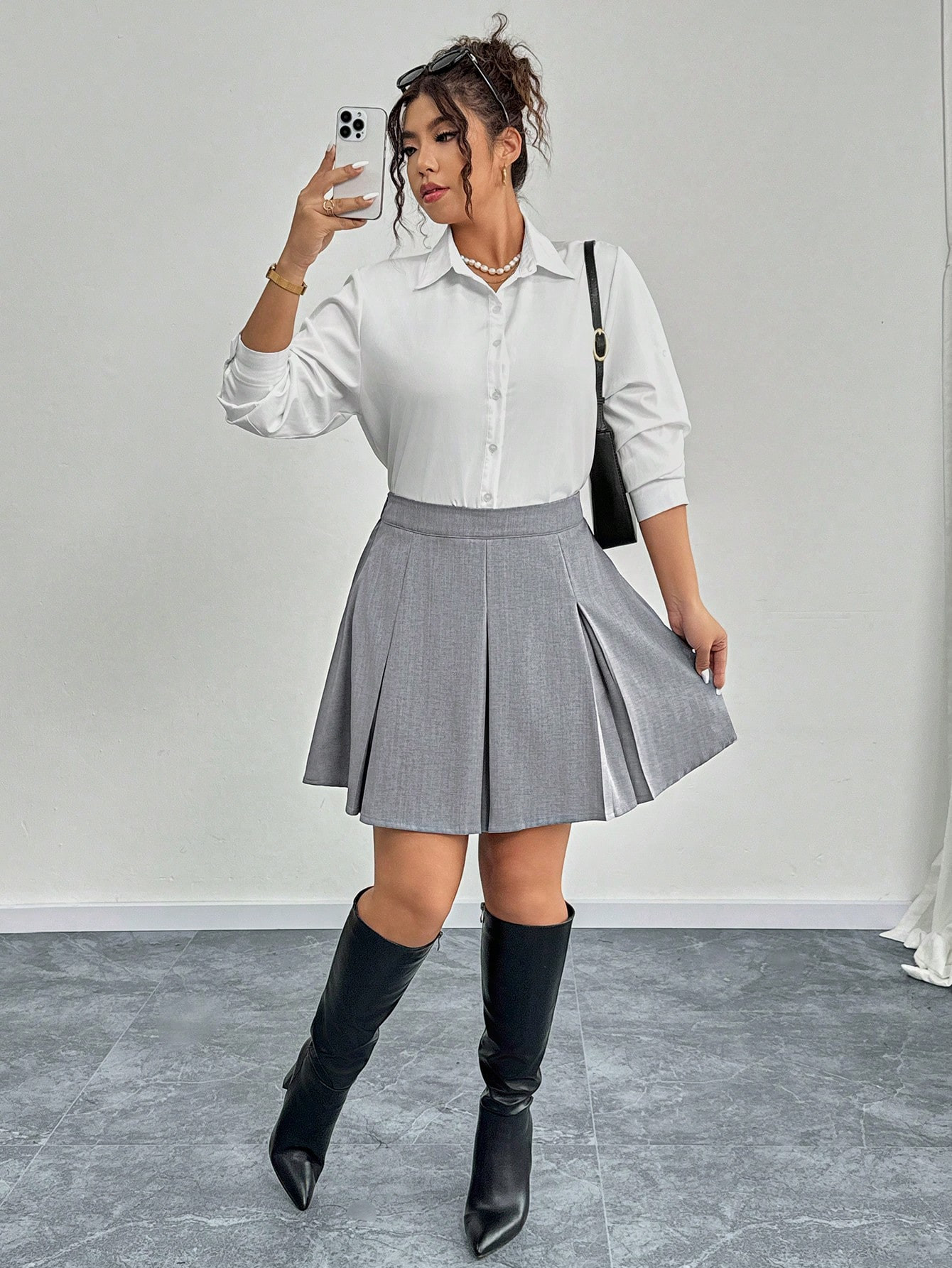 SHEIN Essnce Plus Size A-Line Pleated Short Skirt With Autumn/Winter Vibe | SHEIN USA | SHEIN