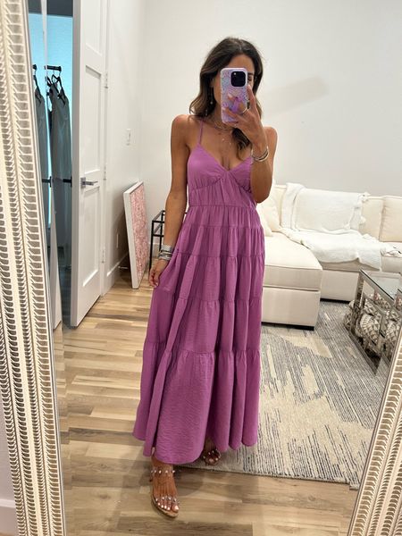 Purple maxi dress size xxs in stock in other colors and linking similar styles 

#LTKSummerSales #LTKFindsUnder100 #LTKFindsUnder50