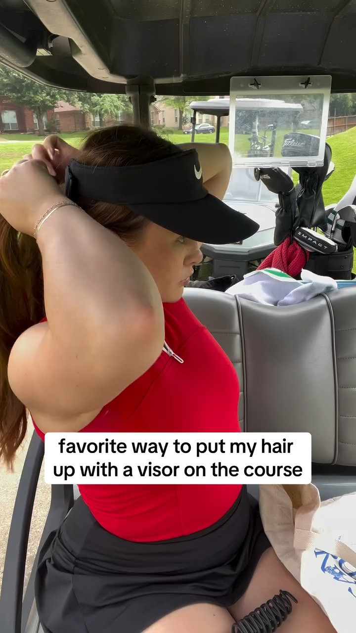 visor hairstyle 
tiktok: thegolfgirlfriend
•
•
•
golf, golf girlfriend, golf caddy, golf balls, golf humor, golfing, golfer, golf girl, golf hairstyle, visor, claw clip