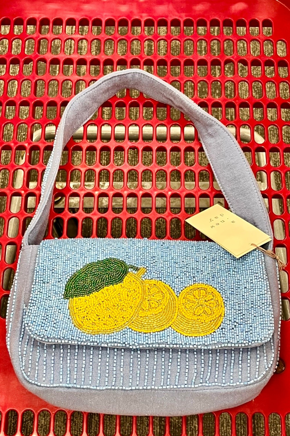 Such pretty colors for a summer wedding guest. This beaded lemon purse is also a sweet bridal party or mom gift too! Find it @Target and it’s on sale today!

Wedding guest purse, bridesmaids gift, mother of the bride gift, mother of the groom gift.

#LTKWedding #LTKSeasonal #LTKSaleAlert