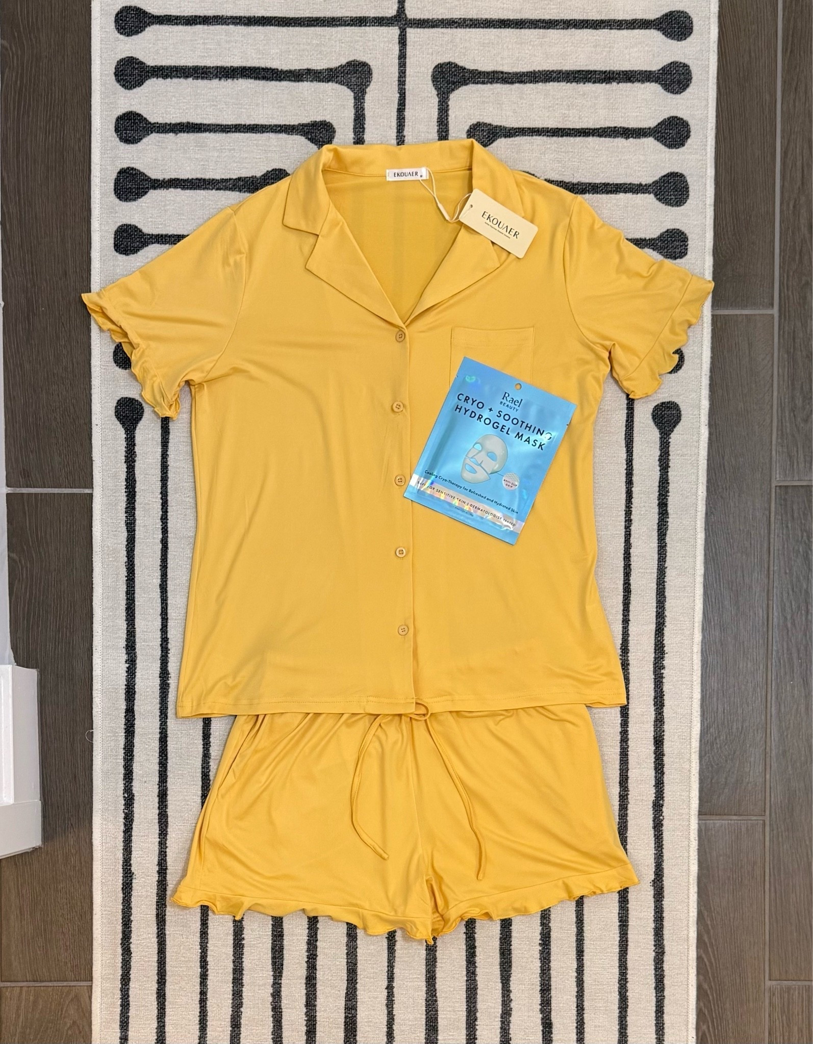 Sunshine came early and it’s wearing the cutest PJs 🌼💛 This butter yellow set is giving main character morning energy — ruffled hems, button down top, and pockets. POCKETS. Say less.

#pajamas #pjset #loungeset #sleepwear #summerpajamas #cozygirl #loungewear #pajamashorts #yellowaesthetic #summerstyle #amazonfashion #amazonfind #amazonfinds #amazonsleepwear #founditonamazon #amazonpajamas #butteryellow #ruffles #buttondown #morningvibes #comfystyle #girlythings #cutefit #softstyle #bedtimefit