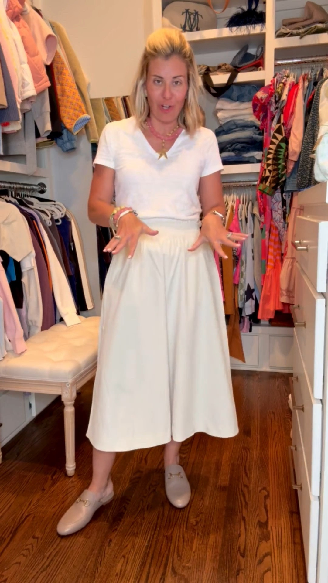 Now let’s talk about maxi & midi skirts. You need one of these in your closet. So so good! 
Ivory - xxs
Denim - 2 
Orange - xs 
Black - xs

#LTKdayinmylife #LTKmomlife #LTKOver40