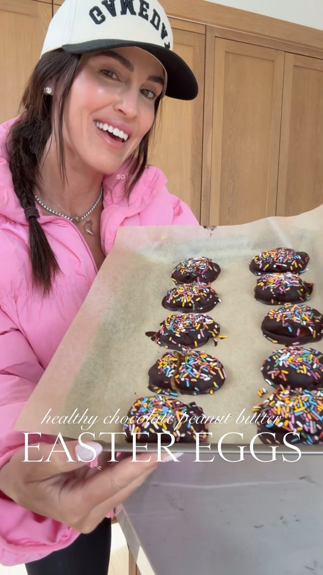 Healthy chocolate peanut butter Easter eggs 🥚🐰 

+ 3/4 cup organic peanut butter – Once Again
+ 1/2 cup organic almond flour – Bob’s Red Mill
+ 2 tablespoons local raw honey – 5B
+ Pinch of sea salt – Maldon
+ 1/2 cup dark chocolate chips – Pascha
+ 2 teaspoons coconut oil – Dr. Bronner’s
+ 1/4 cup dye-free sprinkles – Color Kitchen


#LTKHome #LTKfoodie