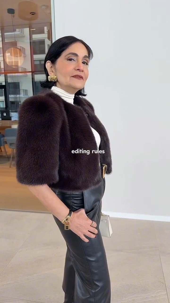 Statement coat, instant upgrade 🤍
Simple pieces, elevated with texture and structure