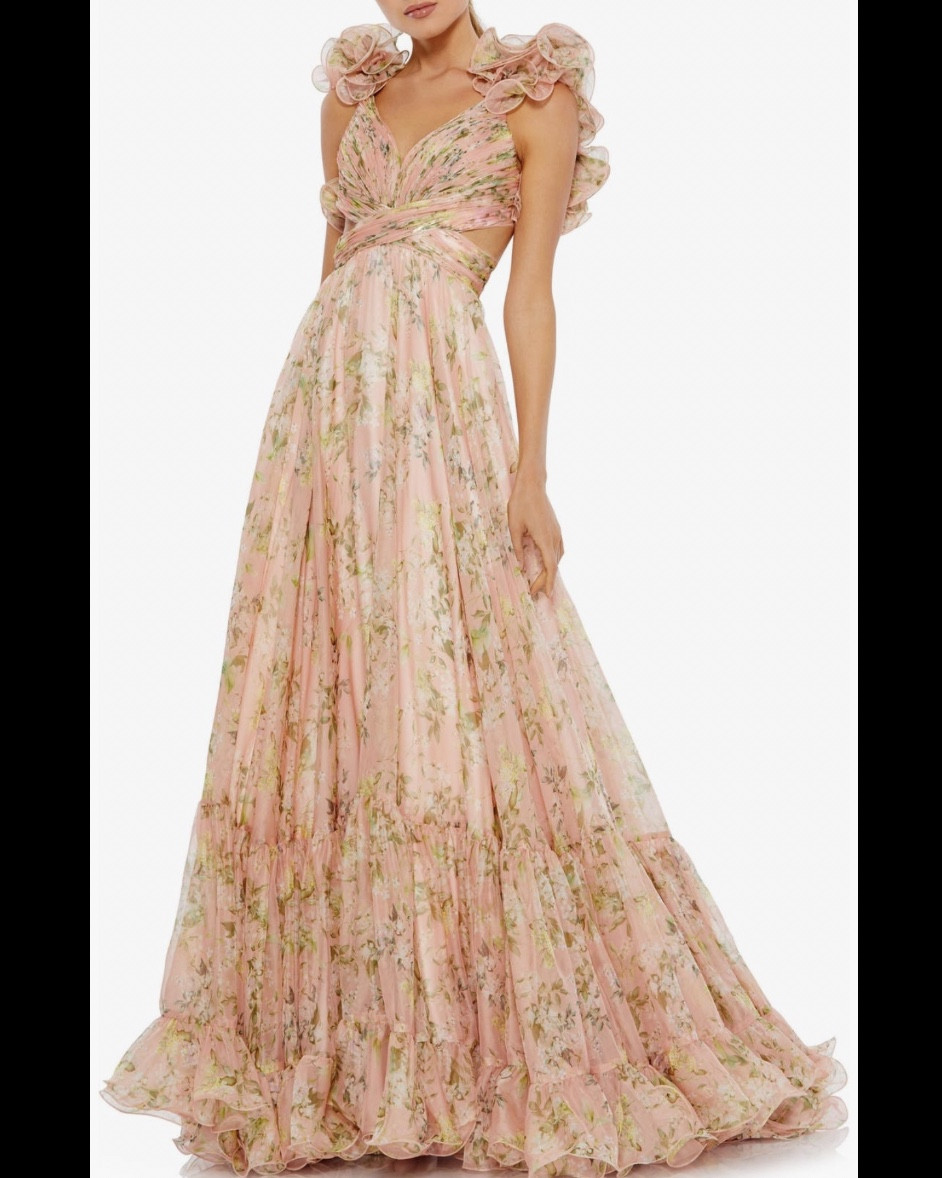 Mac Duggal
Floral Chiffon
Cutout Ballgown

#LTKWedding #LTKSeasonal #LTKStyleTip