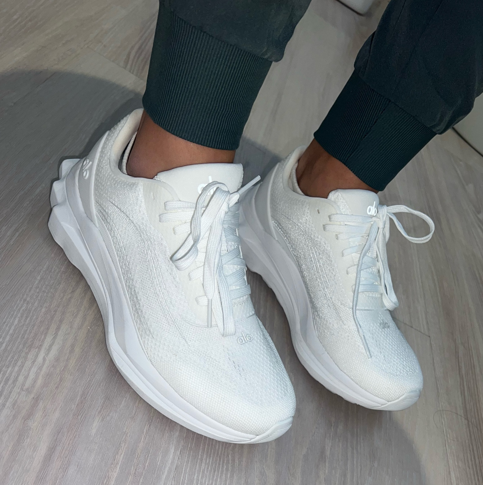 NEW ALO SHOES! 🤍🏃‍♀️👟

#LTKFitness #LTKActive #LTKShoeCrush