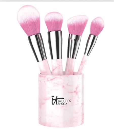 Rose Marble Complexion Makeup Brush Set $27.50
(Regularly $55)

#LTKbeauty #LTKsalealert