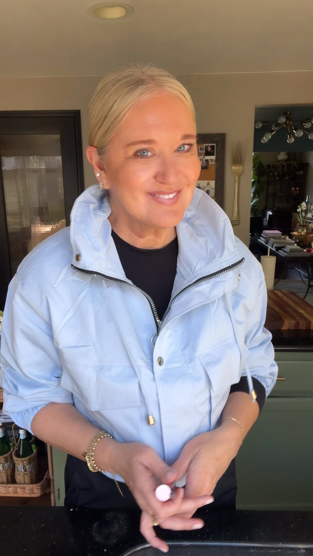 Lip combo
Liner: Whirl
Gloss: Velvett

#LTKOver40 #LTKBeauty #LTKdayinmylife