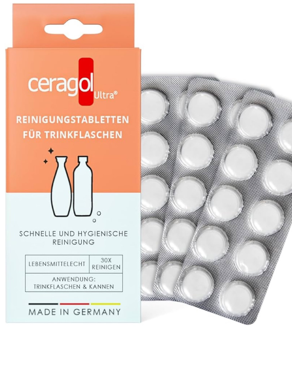 Mit diesen Reinigung Tabletten habe ich unsere Flaschen im Urlaub gereinigt. Da in einigen Ländern das Wasser aus dem Hahn nicht trinkbar ist, habe ich Wasser abgekocht. Danach die Tabletten in die Flaschen gegeben und am Ende mit dem gekochten Wasser ausgespült.