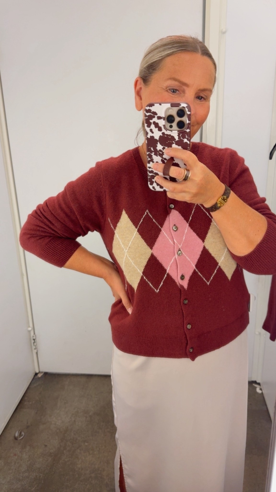 The cutest cardigan for fall 2025.



#LTKSaleAlert #LTKOver40 #LTKFindsUnder50