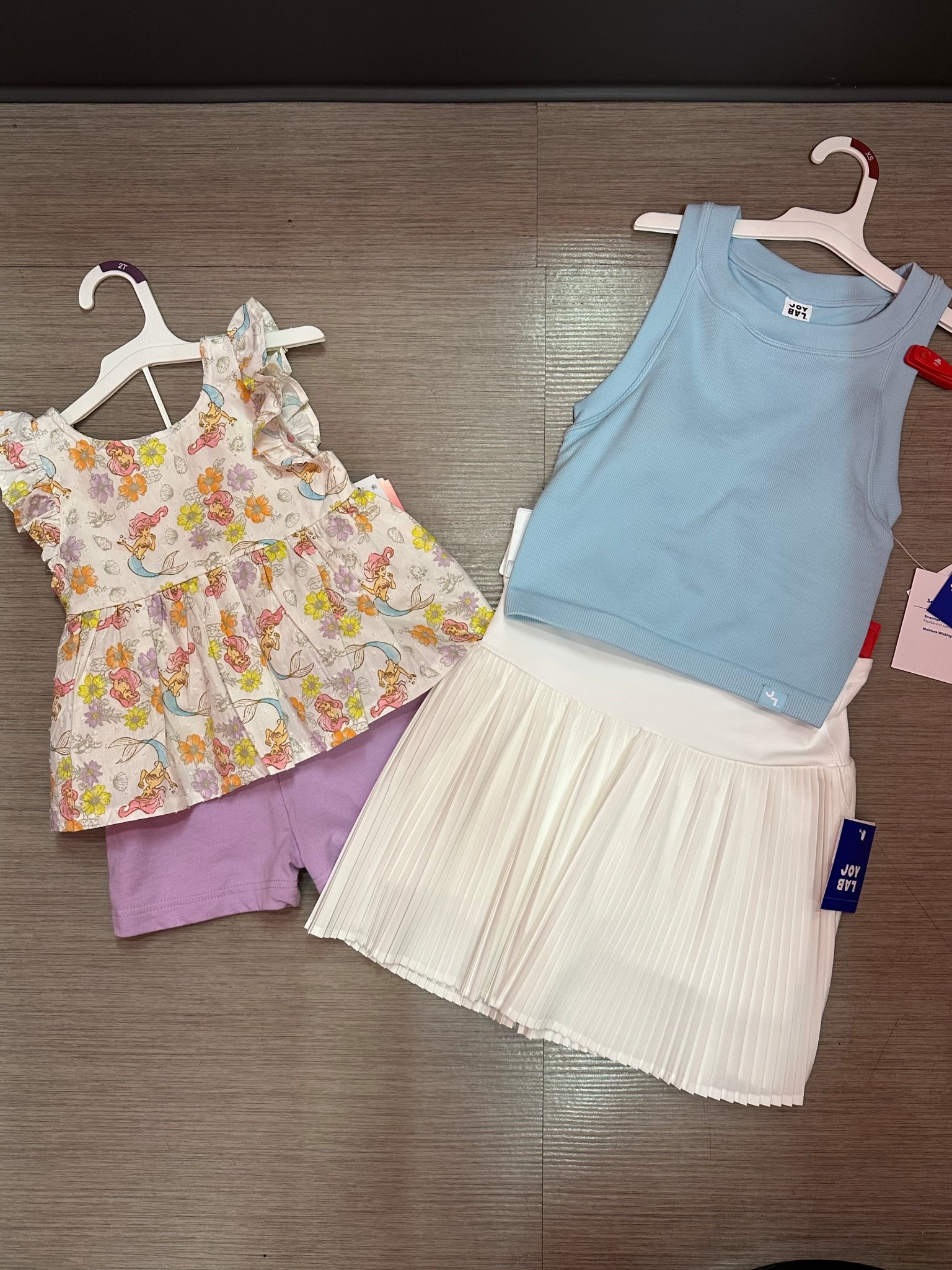 Mommy and me Disney outfit ideas! #disneystyle #mommyandme #disneyoutfitinspo

#LTKTravel #LTKActive #LTKKids