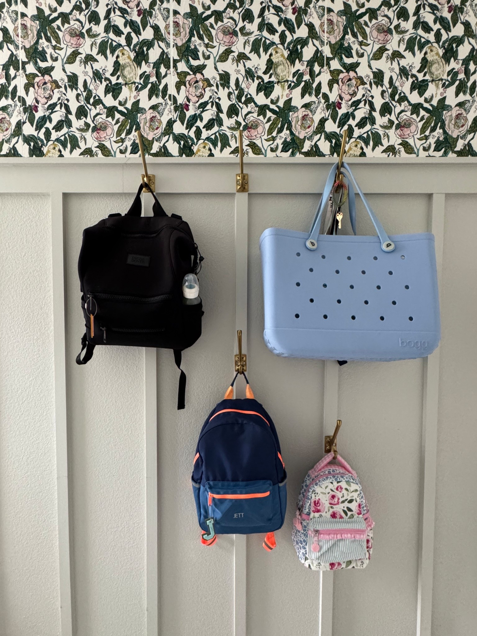 Laundry & mudroom organization ✨ mud room backpack hooks #laundryorganization #mudroom #mudroomideas #backpackstorage

#LTKKids #LTKHome #LTKmomlife
