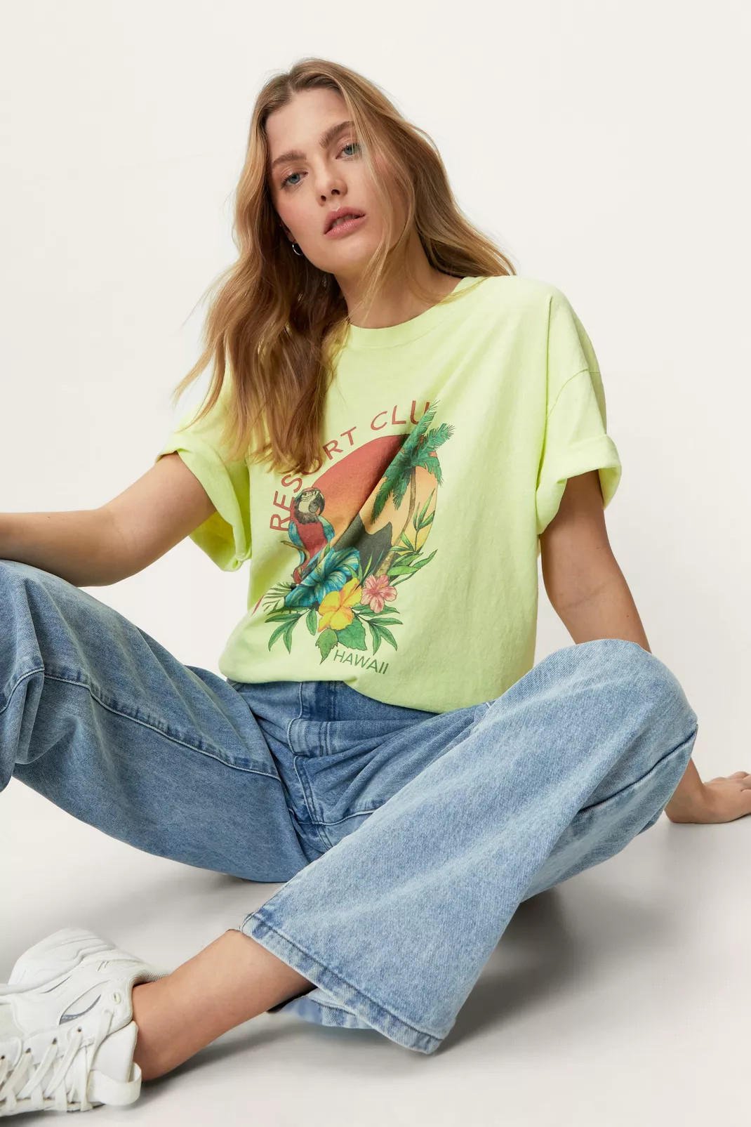 Resort Club Cropped Graphic T-Shirt | Nasty Gal (US)