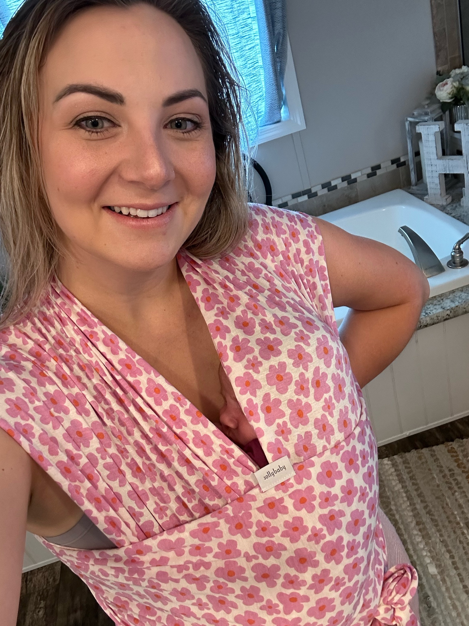 Baby wrap for newborns #babycarrier #babywearing #babywrap 

#LTKbaby #LTKfamily #LTKkids