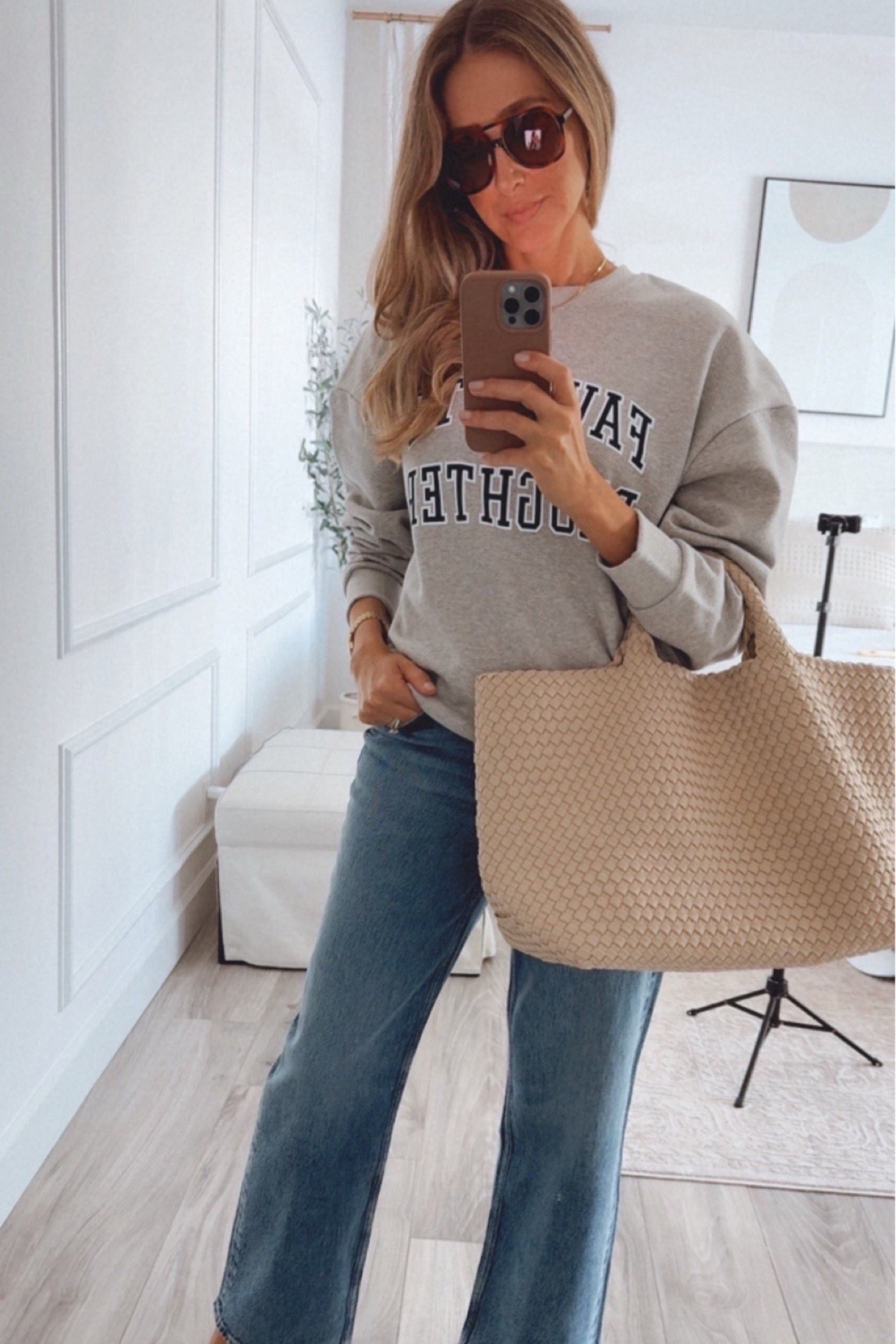 Winter Outfit Ideas that I am loving! 
Casual chic outfits that are perfect for this season! They are so stylish and beautiful, everything runs true to size I am wearing size small on tops and 27 long on bottoms 🤍





#LTKSeasonal #LTKootd #LTKU