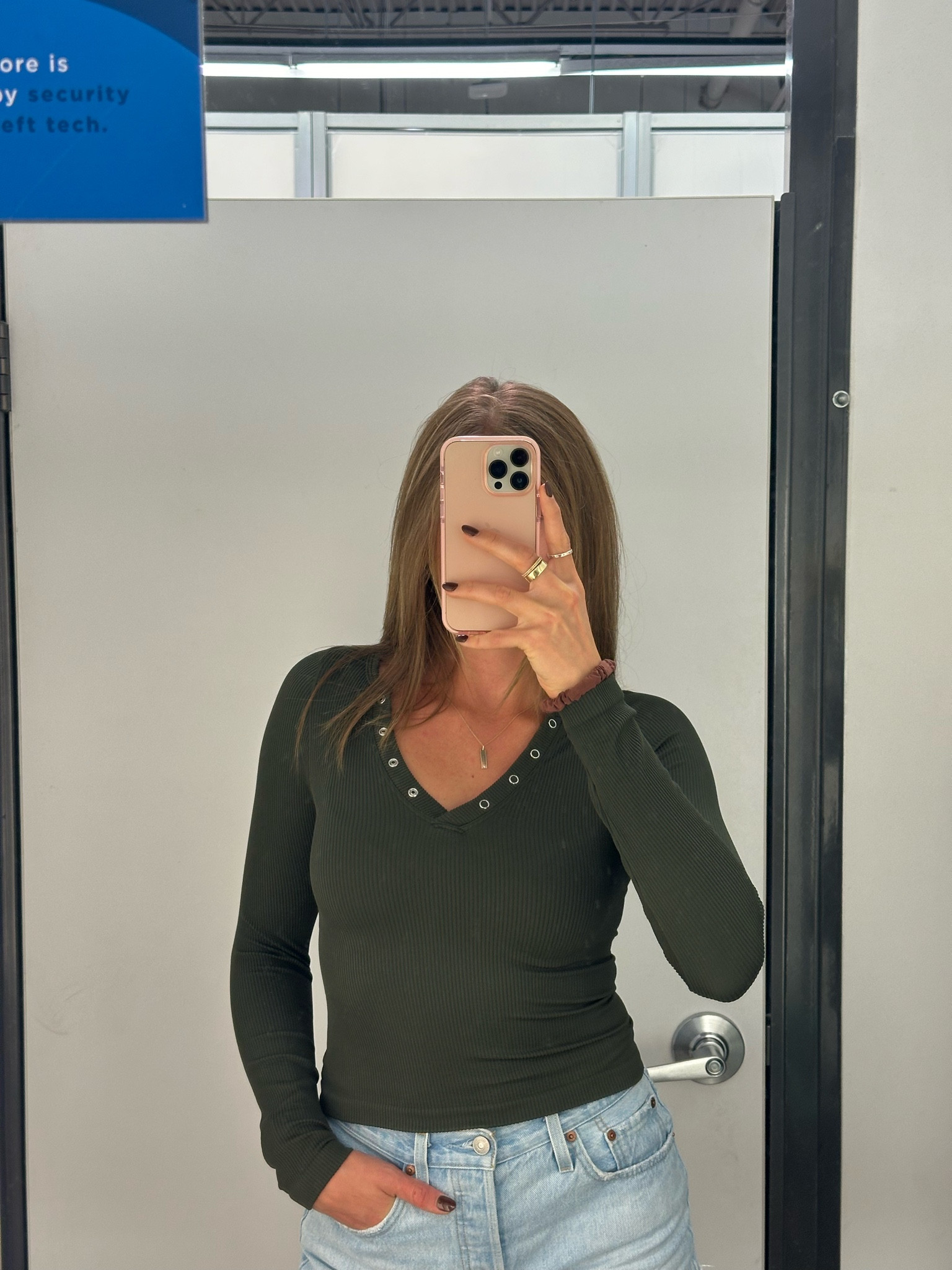 Long sleeve for layering this fall

#green #fall #oldnavy #longsleeve

#LTKSeasonal #LTKFindsUnder50 #LTKFallSale