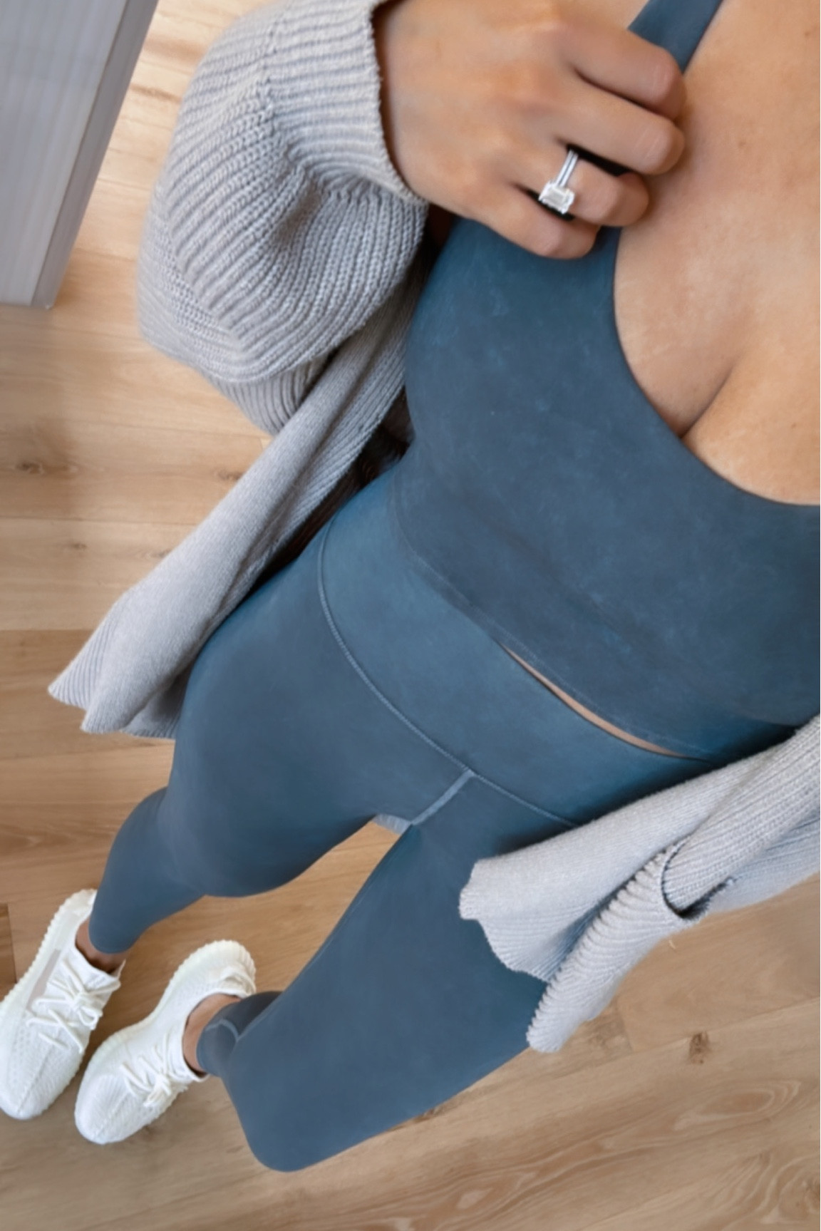 Vuori set on sale for $60 off! So comfy & perfect for school dropoff 

#LTKmidsize #LTKSale #LTKcurves