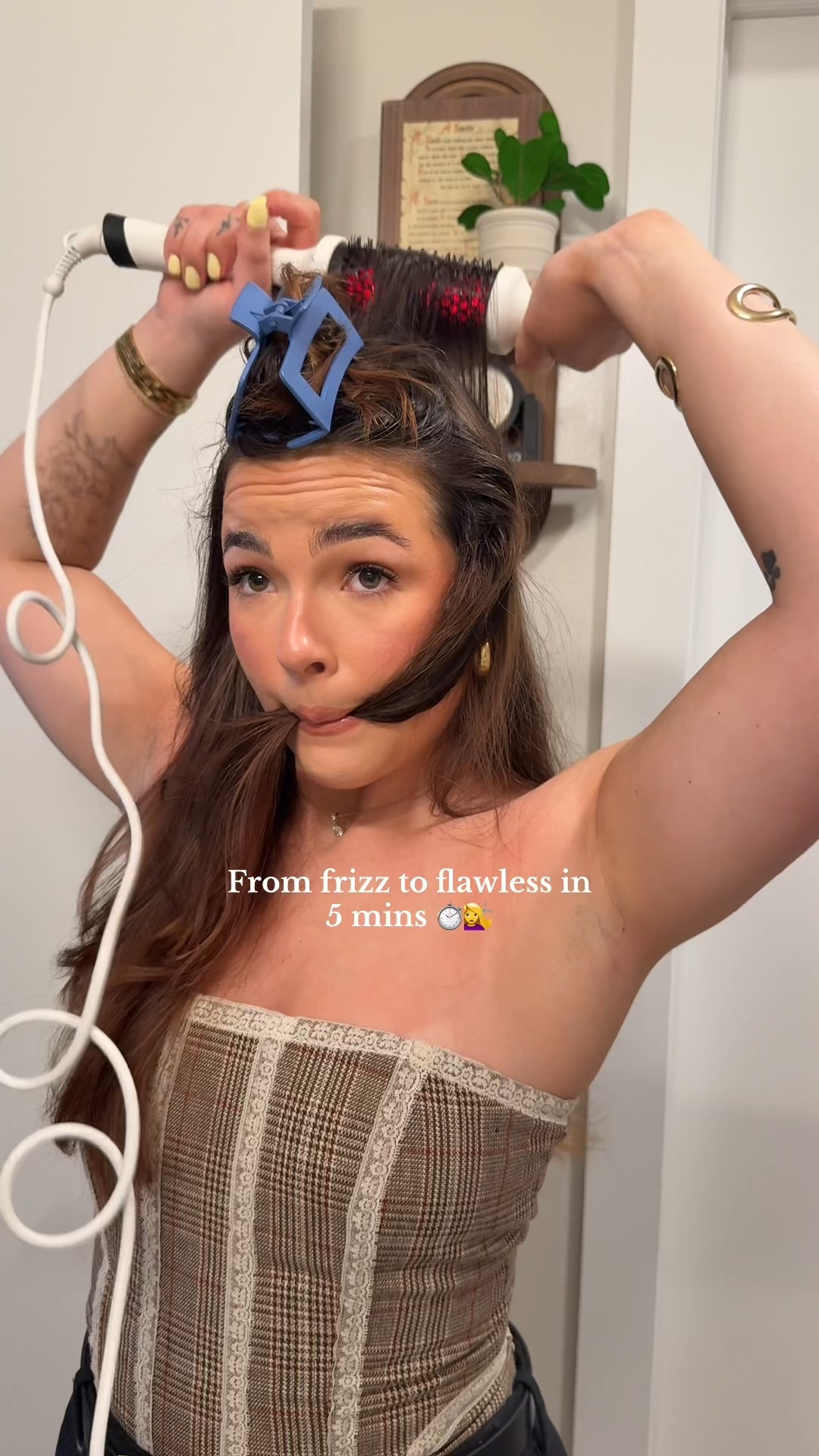 Quick and easy blowout on second day hair 

#LTKBeauty #LTKSeasonal #LTKFindsUnder100