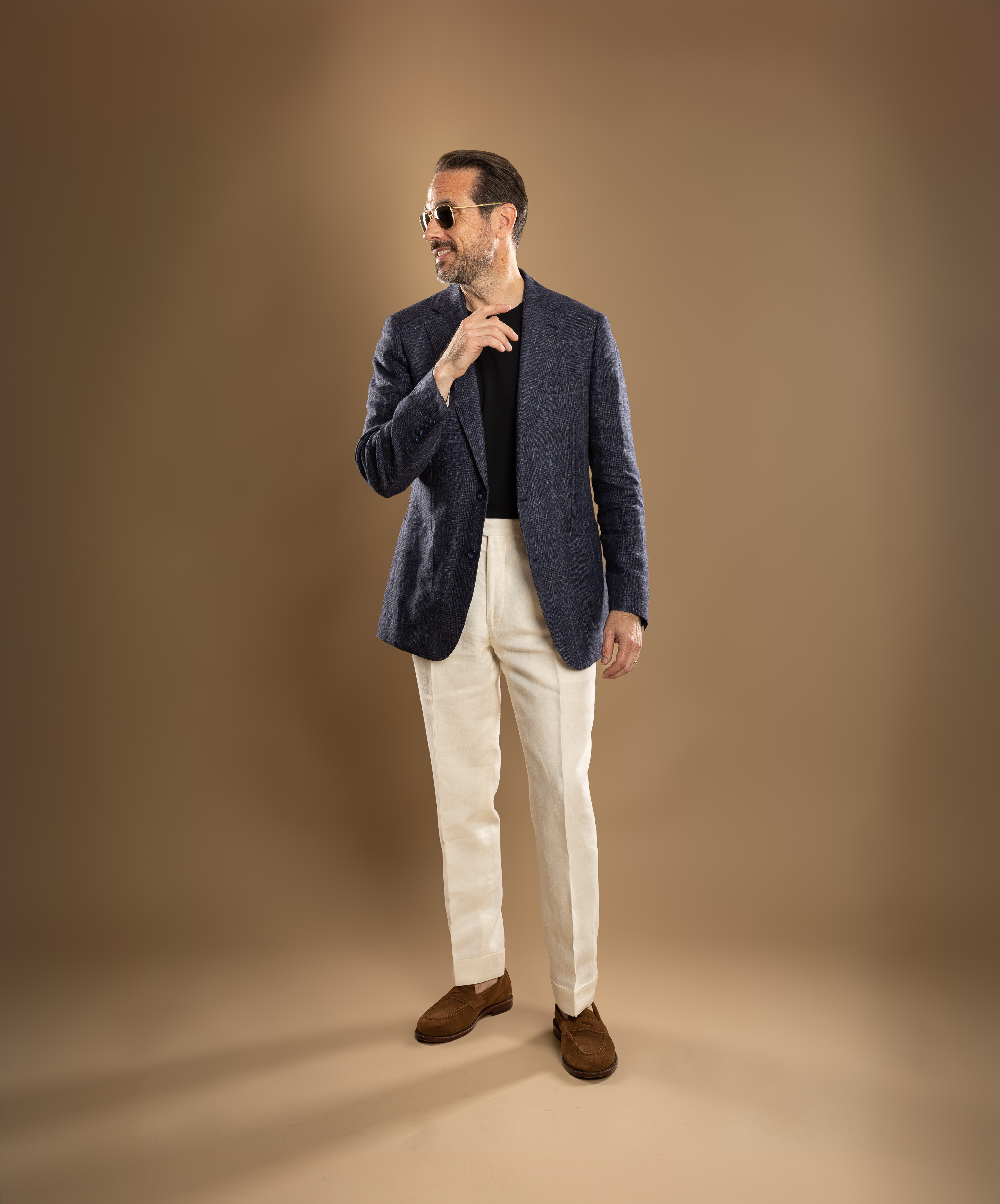 Cooler colors up top, warmer tones on the bottom. 

#LTKSeasonal #LTKMens #LTKStyleTip