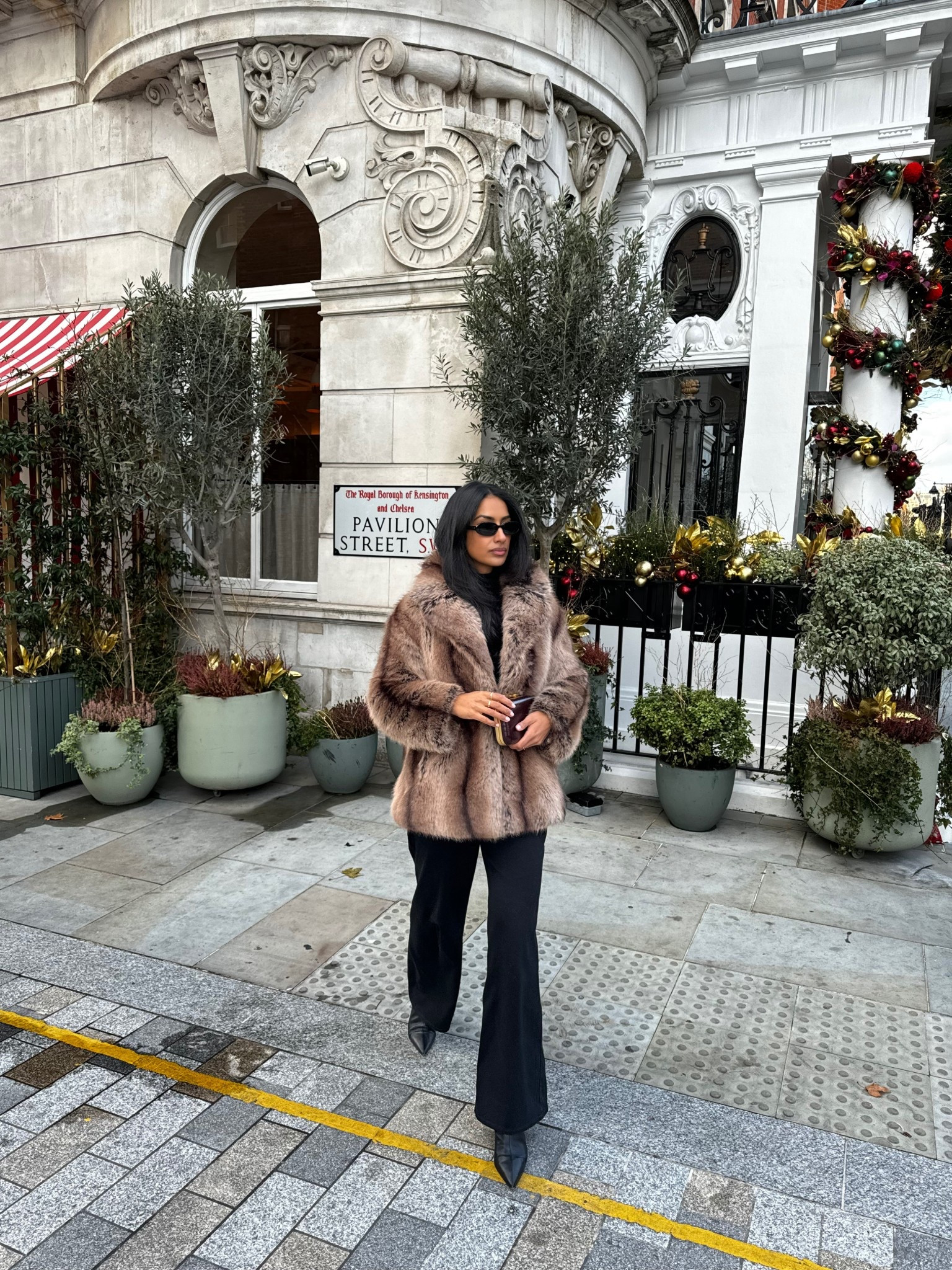 Faux fur jacket , faux fur , party season , winter coat 

#LTKstyletip #LTKdatenight #LTKwinter