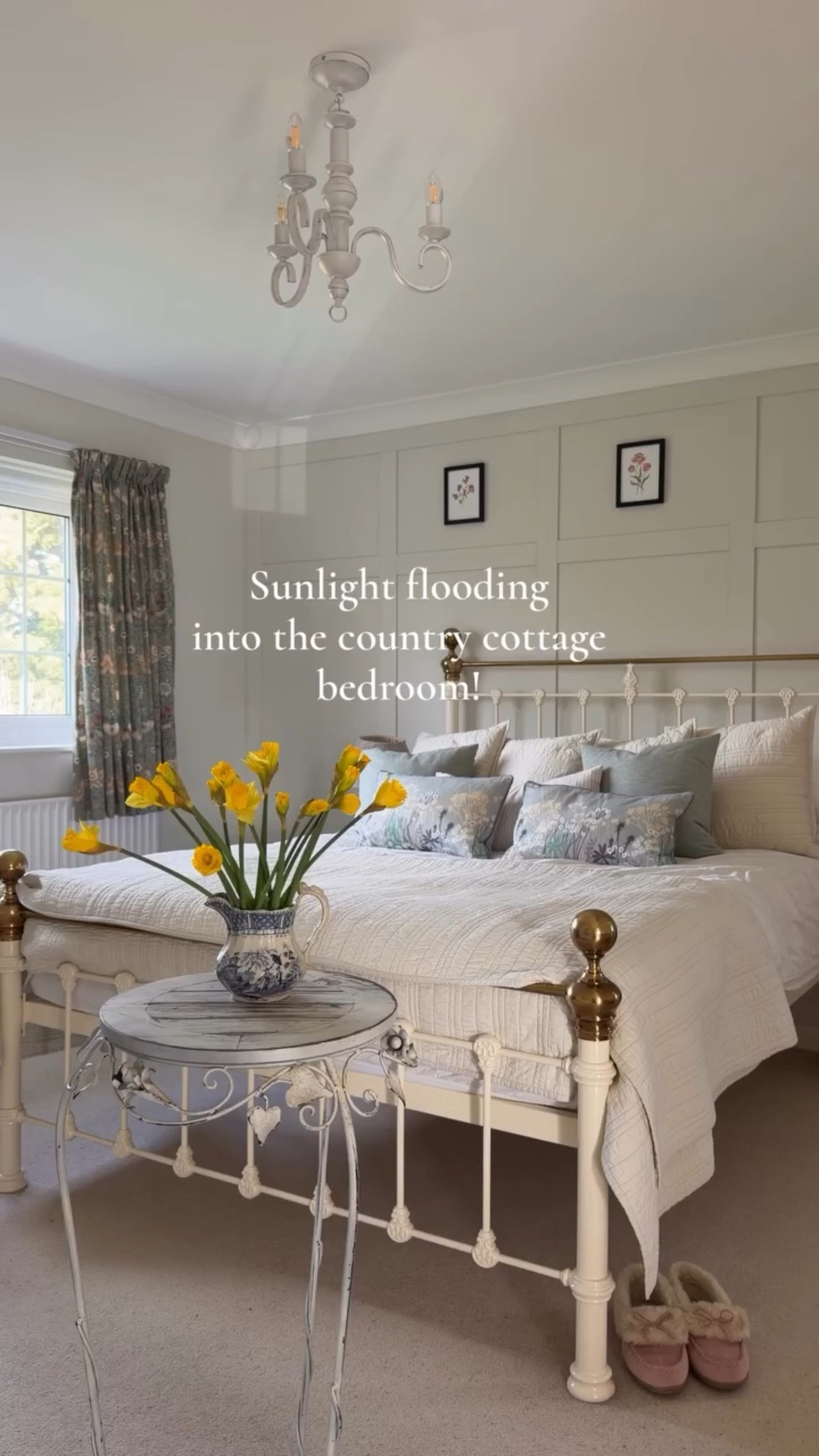 It was so wonderful to see sunlight flooding into this country bedroom today. The sunlight and the daffodils filled the room with so much positivity, don’t you think?
I really like the ‘country cottage style’ feel of this bedroom too. It always feels cosy - even when there is no sunlight! 

Have a great evening!

#countryhome 
#cottagecore 
#countryinterior 
#countrylivinguk 
#flowers

#LTKspring #LTKhome #LTKuk
