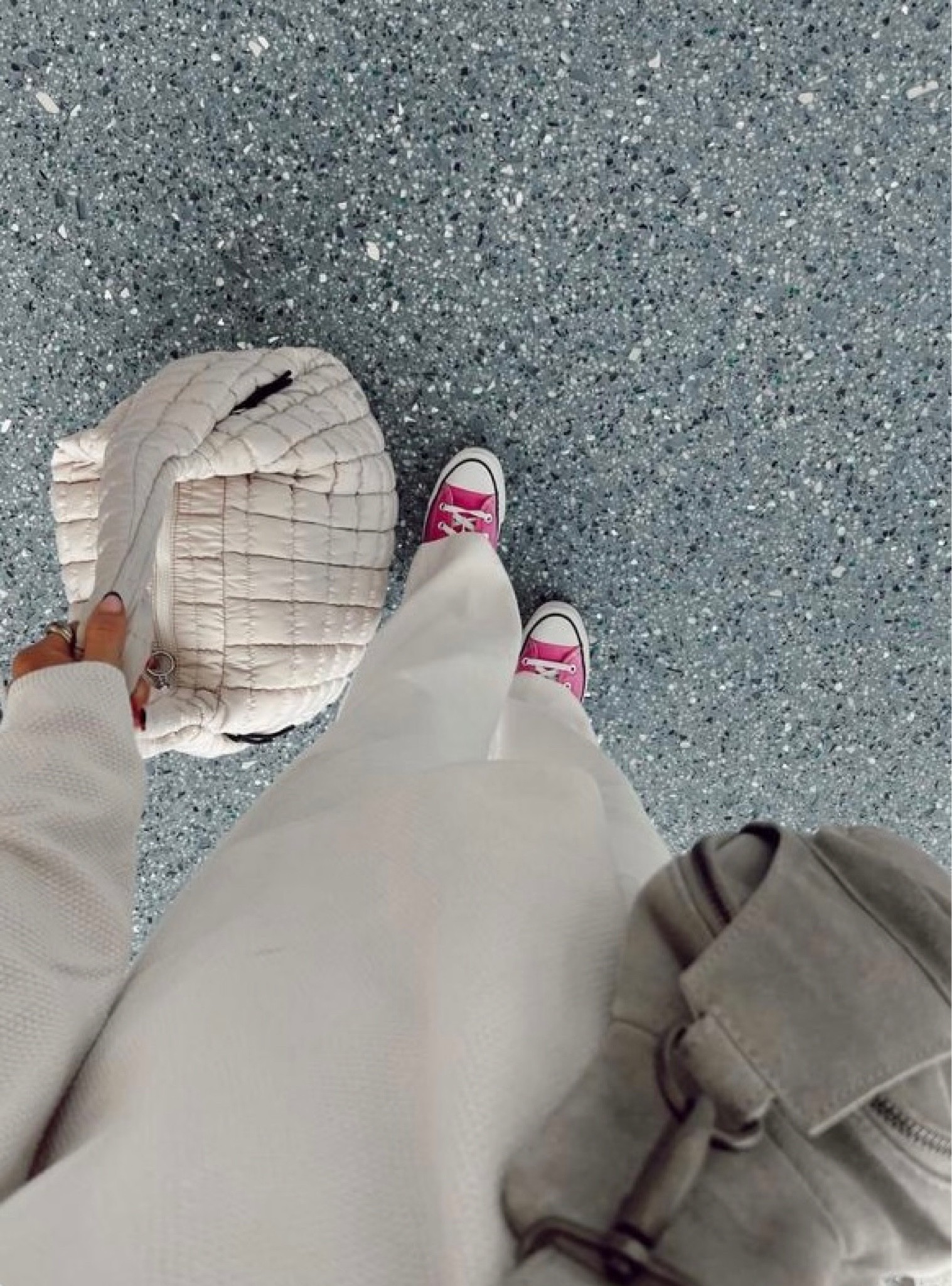 #Airportoutfit #freepeople #traveloutfit

#LTKtravel #LTKunder100 #LTKSeasonal