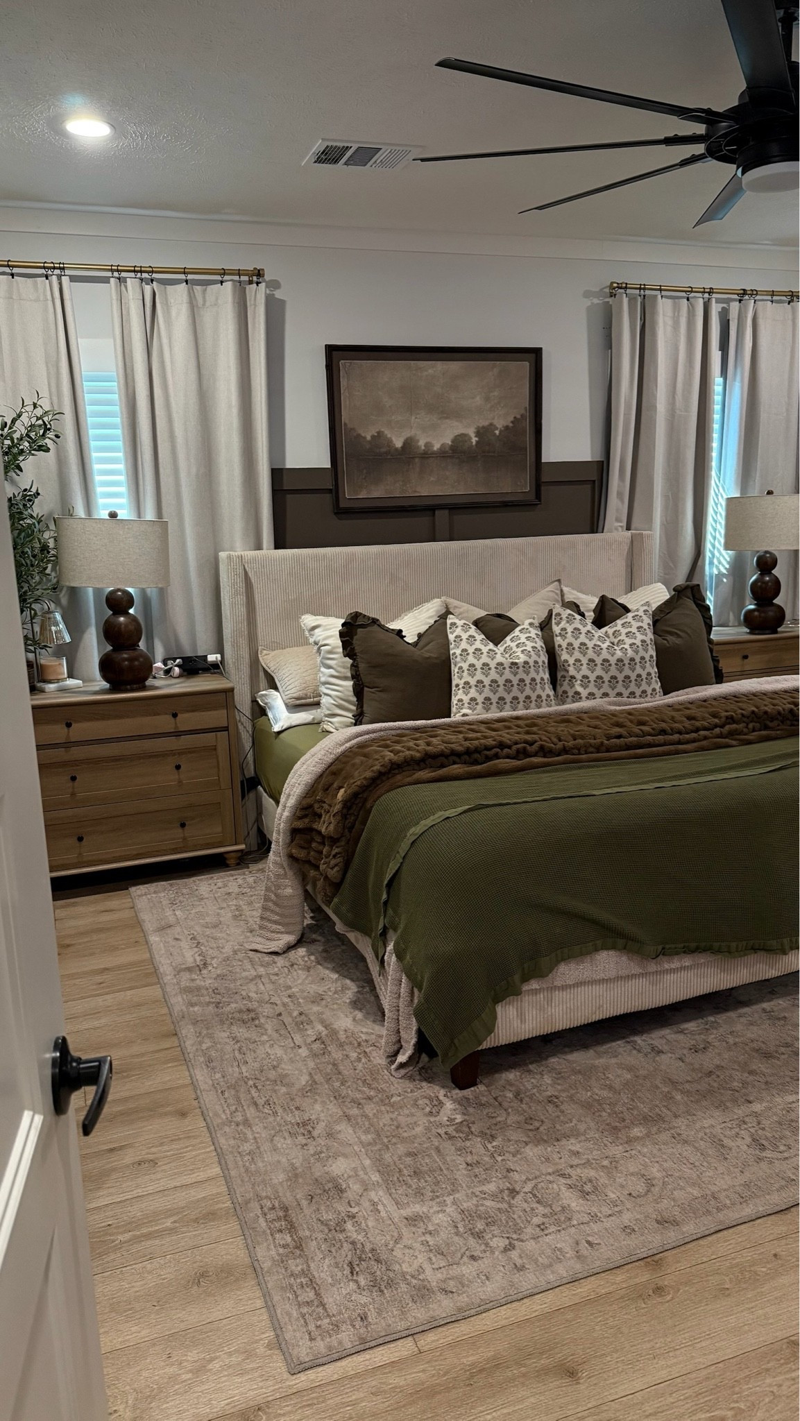 Resharing all my bedroom furniture!

#LTKHome