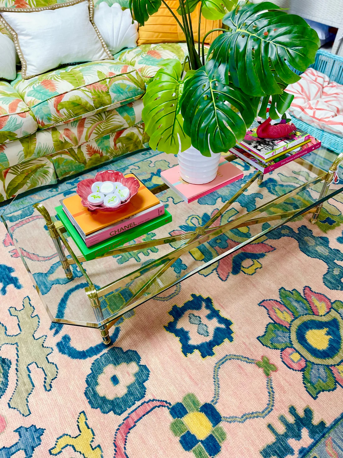 Double Dutch | English Village Lane