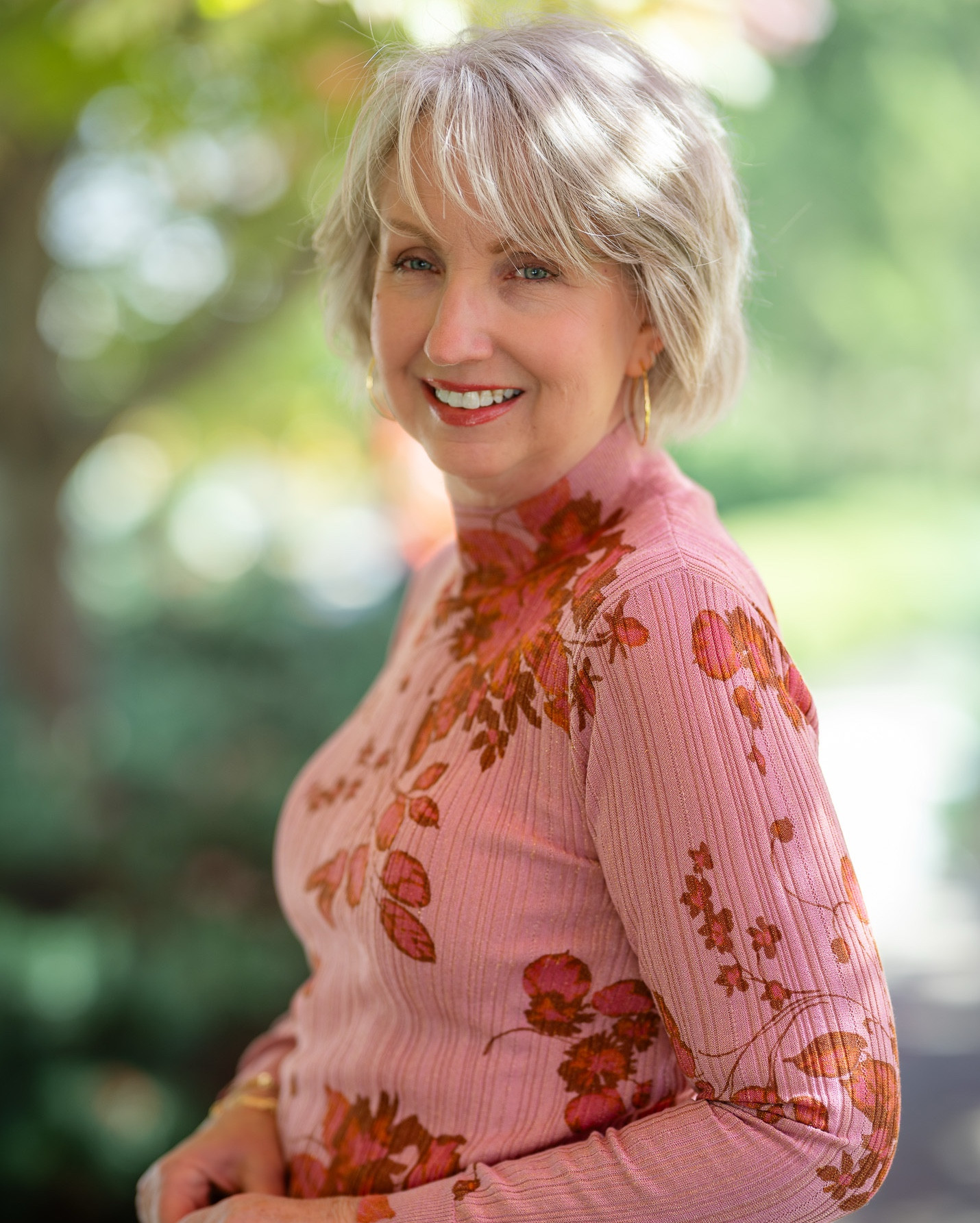 Avara has the most amazing patterns for fall and winter. If you have a dinner party coming up then this is the top you need. It’s warm and can easily be styled with jeans or black pants too  

#LTKStyleTip #LTKHoliday #LTKOver40