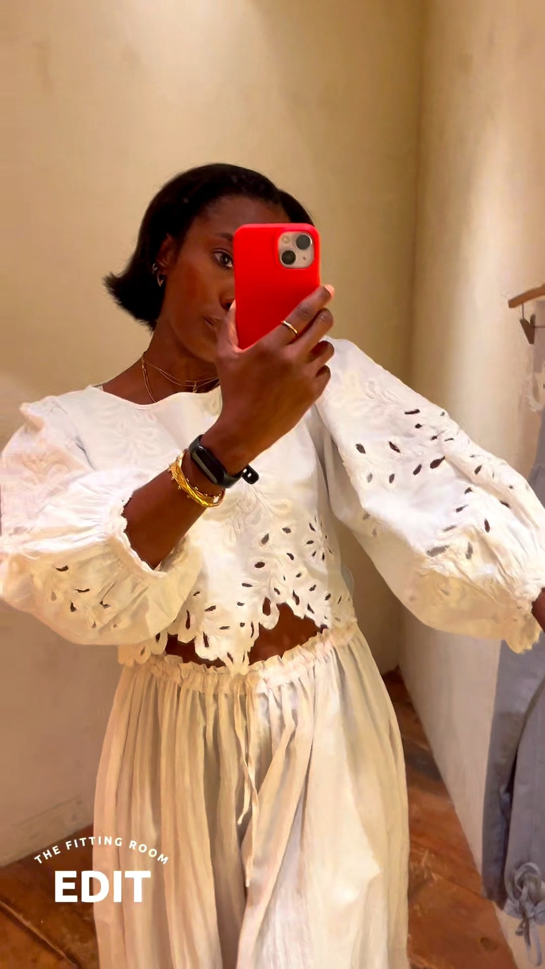 The Fitting Room Edit → Episode 1

Stopped into Free People and finally tried on the bloomer pants I’ve been eyeing for a while. I grabbed them in an XS and they were exactly what I hoped they’d be.

Lightweight, feminine, and one of those pieces that instantly feels special.
--
Size xs in the bloomers
Size a in the ivory top 
Size s in the dress
Size 26 in the last pair of pants 