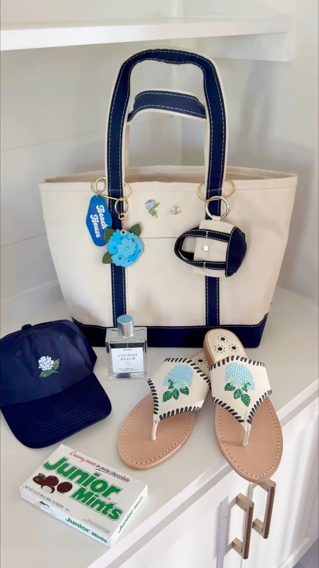 Amazon the summer I turned pretty perfume, tsitp, boat and tote, amazon bag charms, ll bean, llbean, lands end, jack rogers, preppy, hydrangeas, rifle paper, coastal style, east coast summer, amazon beauty, amazon finds, amazon favorites, amazon must haves, amazon perfume

How cute are these Cousins Beach perfumes!?😍🐚 if you’re a fan of The Summer I Turned Pretty, you need these!🌊 they smell so good!! 
Obsessed with these embroidered hydrangea Jack Rogers sandals!🚲 and this hydrangea rifle paper hat!🤍 



#LTKFindsUnder50 #LTKTravel #LTKItBag