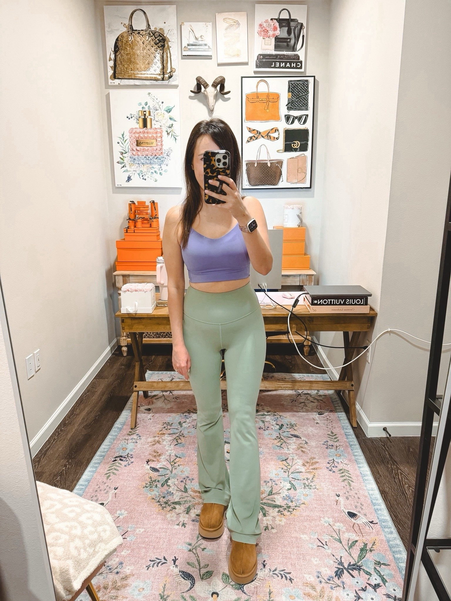 Lululemon like a cloud bra dark lavender (size 6) with lululemon groove flare palm court (size 4)



#LTKfitness #LTKSeasonal #LTKfindsunder100