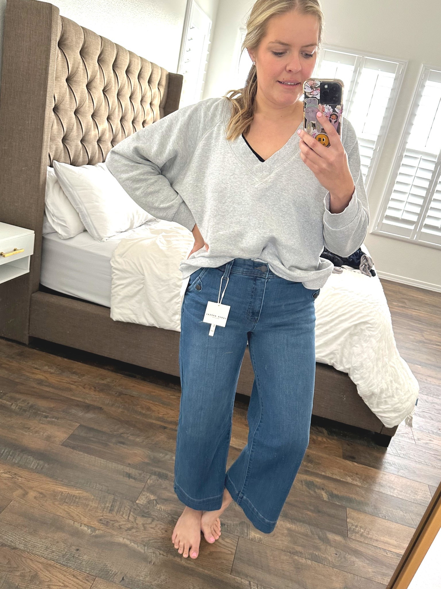 Obsessed with cropped wide legs this season! Just got these in, and they’re incredibly soft. And the best part? They're 66% off right now! 🙌 I’m in a 12 but I’m going to exchange them and size down! | 5’8 | #ComfyAndChic #SeasonalStyle #SaleFind

#LTKMidsize #LTKFindsUnder50 #LTKSaleAlert