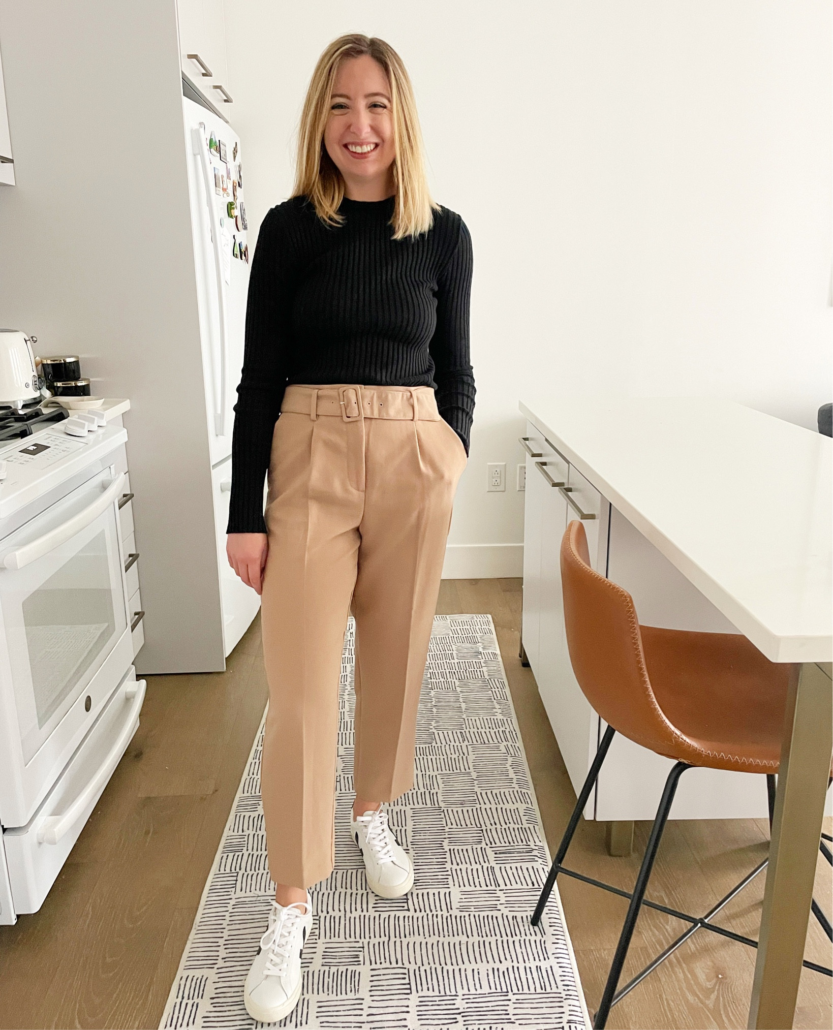 Smart casual work lunch outfit! The company I work at recently did a re-org and today we are going to lunch as a new team 🥗
•
S in long sleeve top @mango
4 in tailored pant from @anntaylor 
8.5 in leather sneakers @veja 
•
•
•
•
•
#easyspringlook #springlook #easylook #springfashion #springoutfit #easyoutfit #easyoutfutidea #springoutditidea #blacklongsleeve #whitesneakers #trousers #trouserpants #workoutfit #workfashion #worklook #worklooks #officeoutfit #officefashion #officelook #officelooks #womenintech

#LTKworkwear #LTKfit #LTKstyletip
