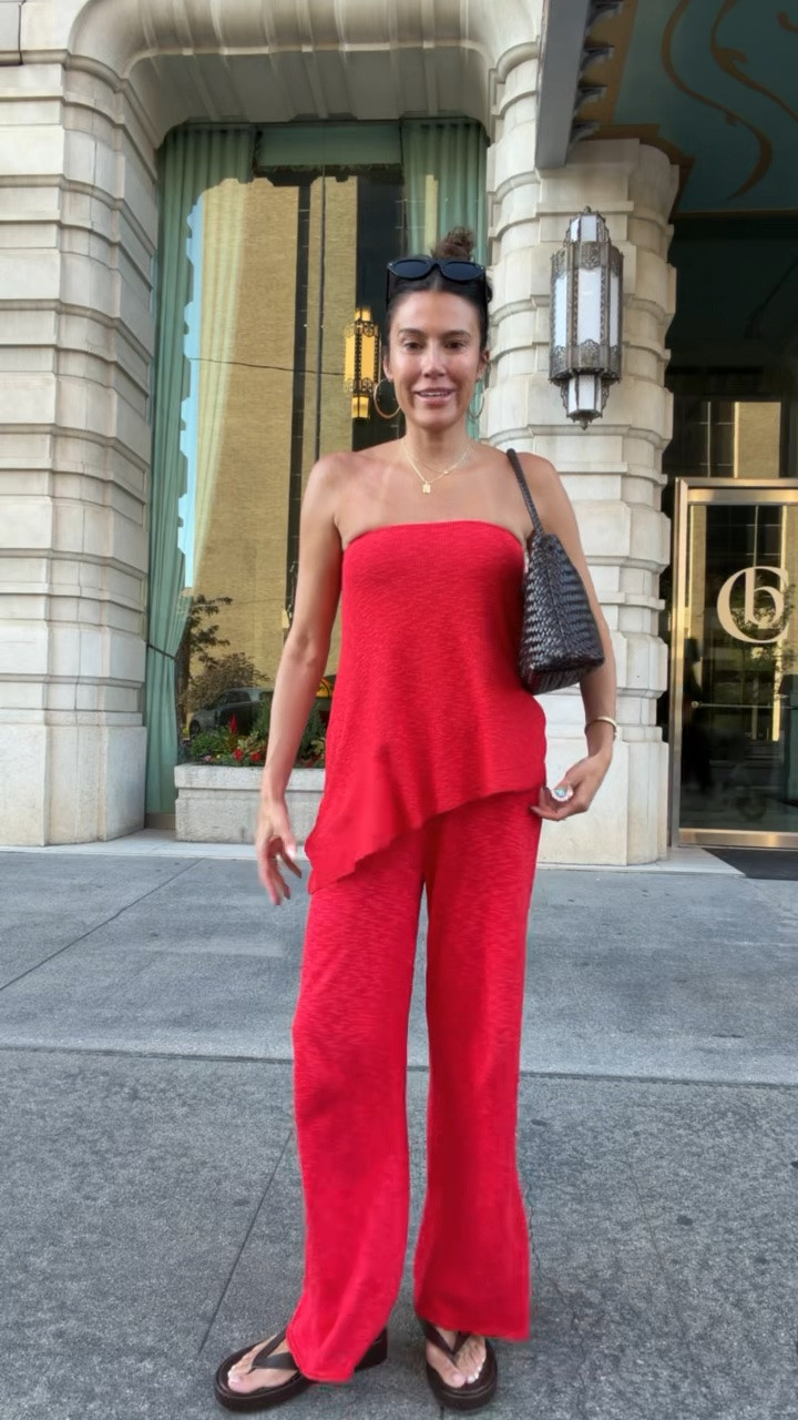Obsessed with this red matching set for summer ♥️ 

Amazon fashion, Amazon finds, Madewell bag, woven bag, platform sandals 
Sandals from @abercrombie 
Woven purse from @Madewell

#LTKootd #LTKgrwm #LTKOver40
