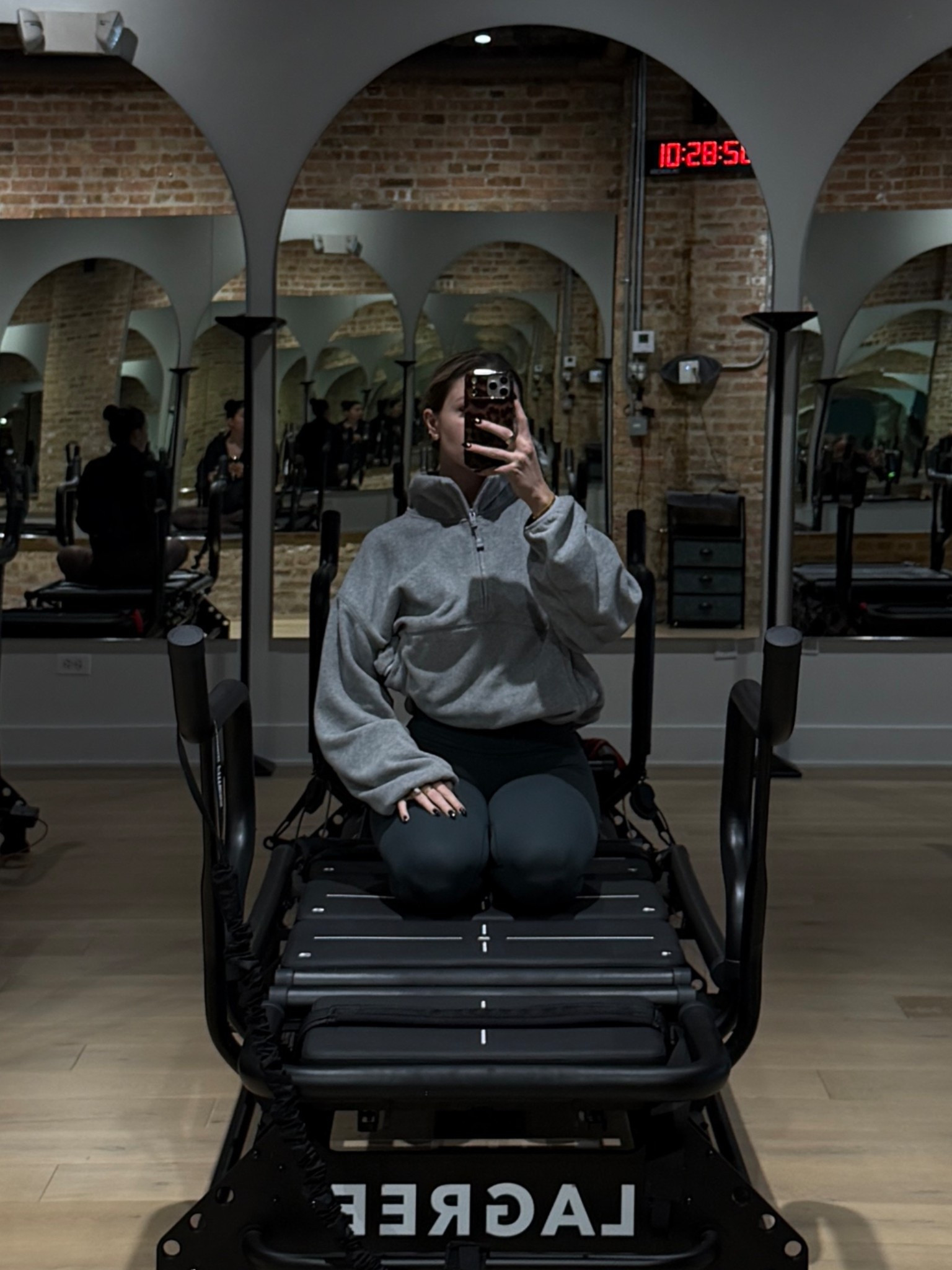 My fav quarterzip from #aritzia 

#LTKHoliday #LTKGiftGuide #LTKFindsUnder100