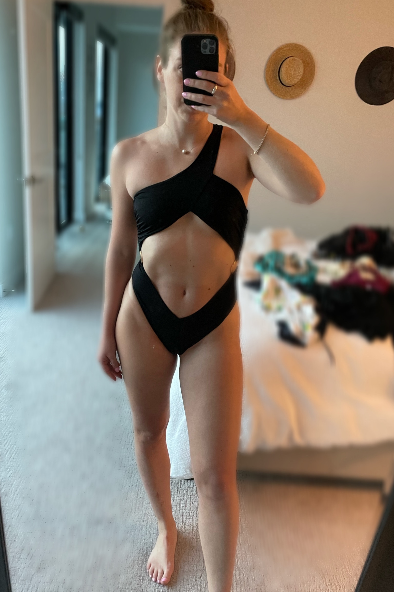 🚨SALE ALERT🚨

Bikinis, summer sets, shorts, summer dresses, skirts tops and more are all 40% off right now from WeWoreWhat for 4th of July

#LTKswim #LTKsalealert #LTKunder100