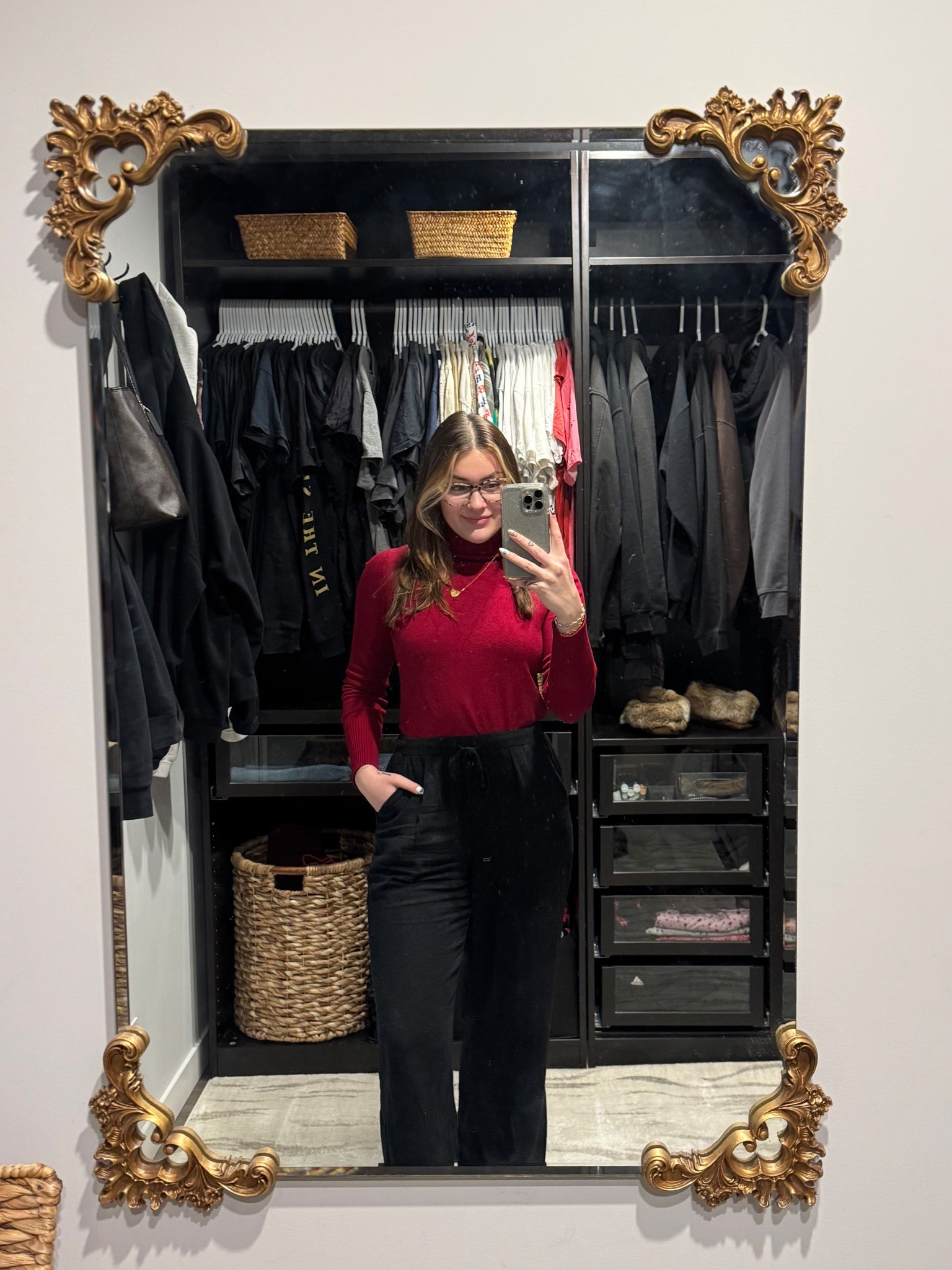 The outfit of a work from home entrepreneur 😅🥰

#LTKwinter #LTKbeauty #LTKcanada