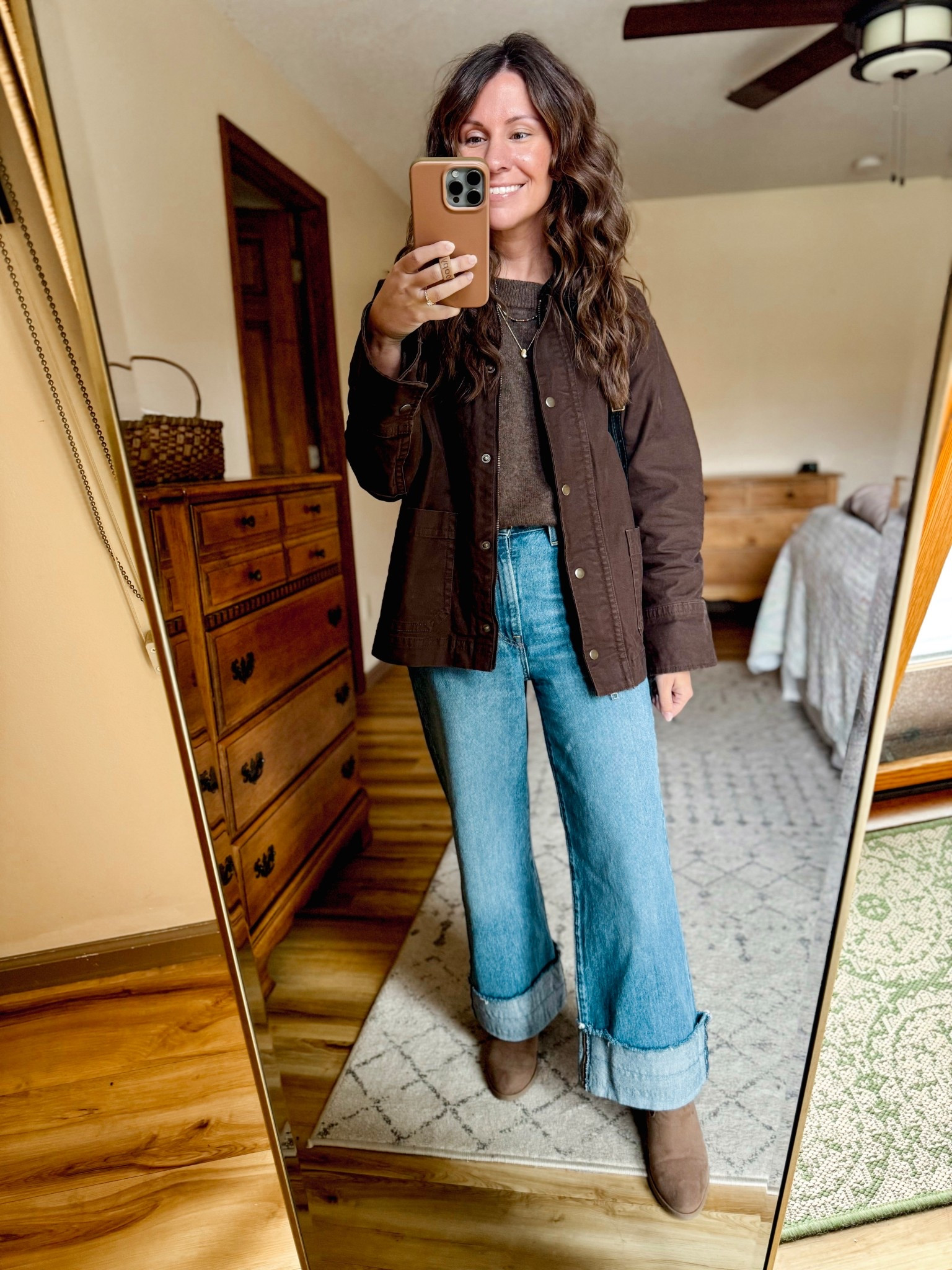 
Wearing xs in my sweater (I linked the exact one first and some similar ones) and my jeans are size 25 (I cuffed them myself). My boots are last year’s version but I linked this year’s version. My barn jacket is size xs🤎🖤

#LTKSeasonal #LTKFindsUnder100 #LTKPetite