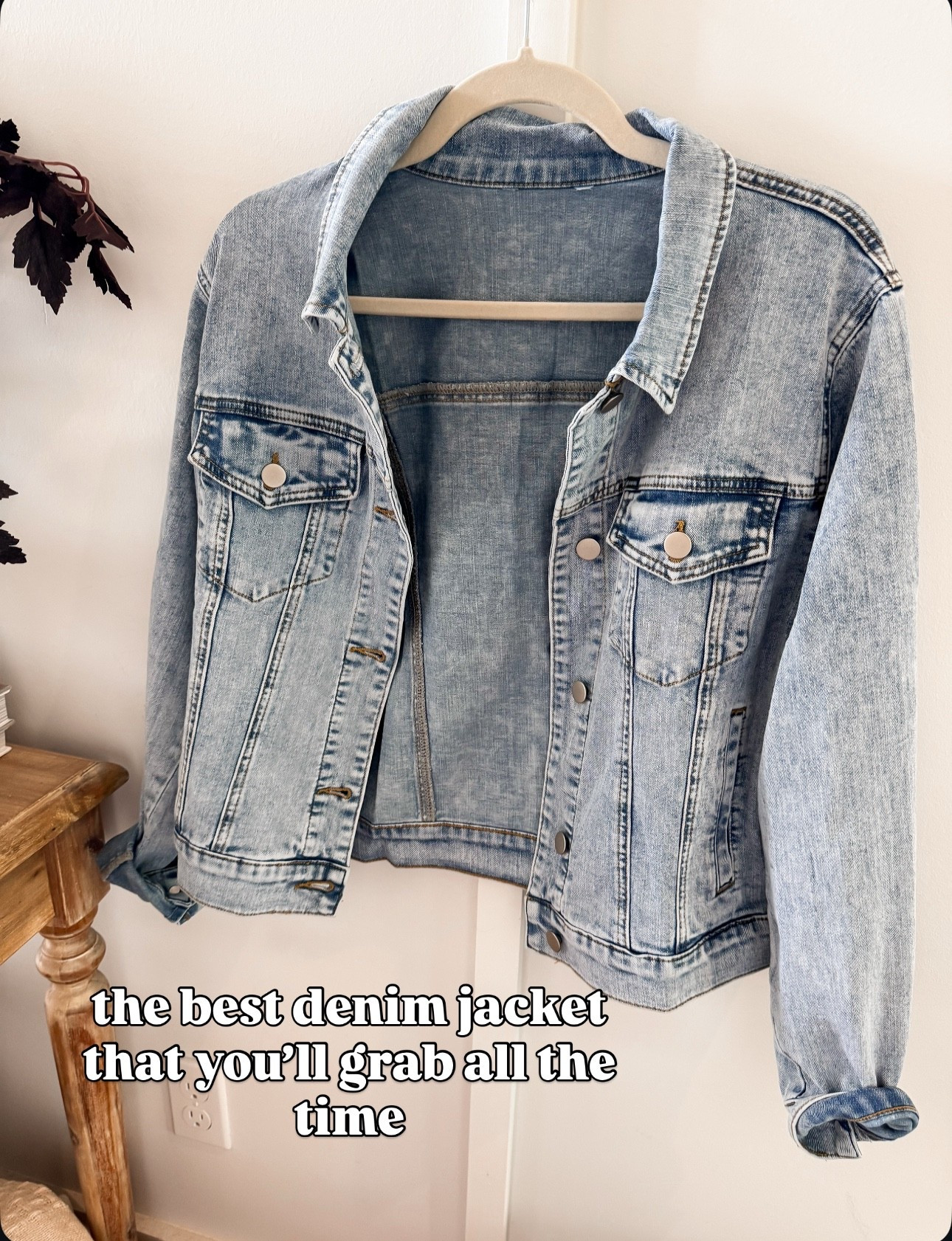 Amazon fashion Amazon finds denim jacket size small fall basics 

#LTKFindsUnder50