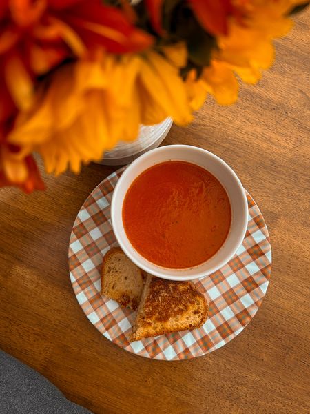 Homemade Tomato Soup & Gruyere Grilled Cheese 🍂🧡 

#LTKSeasonal