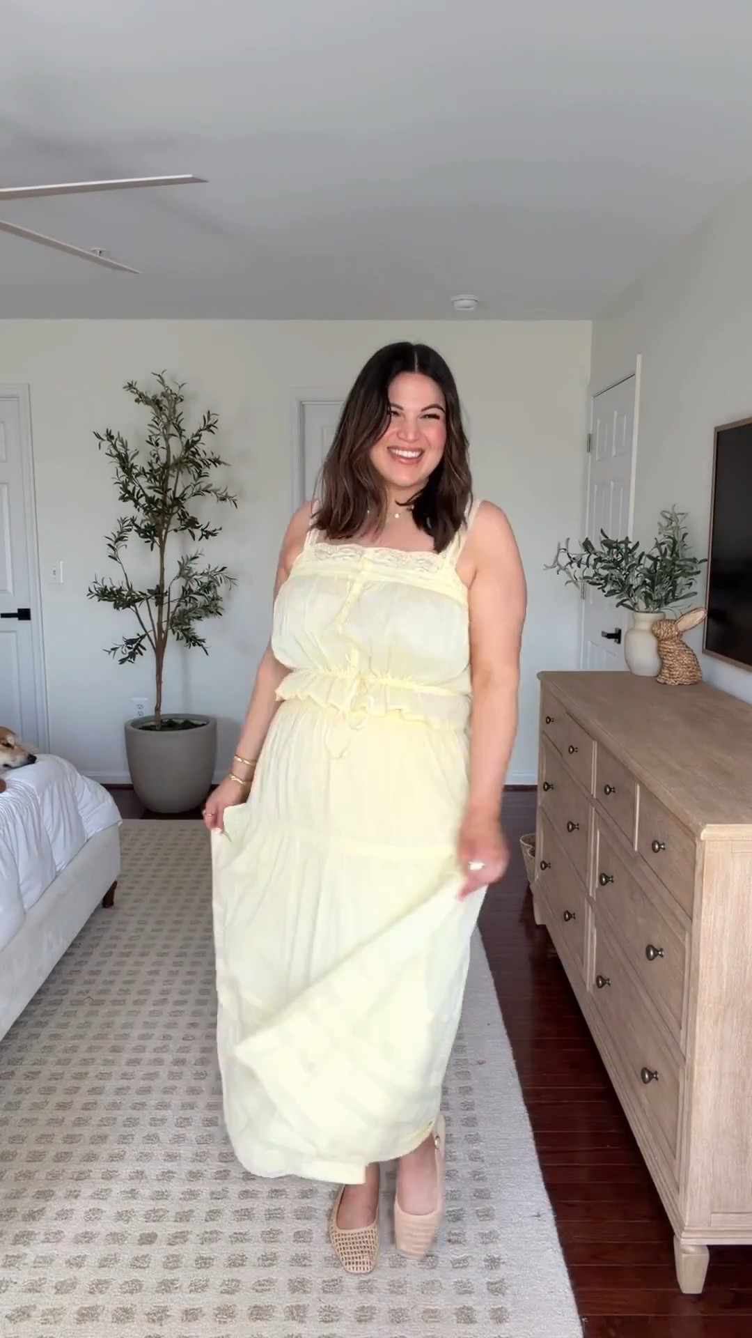 Midsize spring outfit idea! 

Anti chafing shorts - M/L 
Top + skirt - large @abercrombie 
Flats - 9
Perfume @Elizabeth Arden @Macys

#LTKMidsize #LTKSeasonal #LTKMothersDay