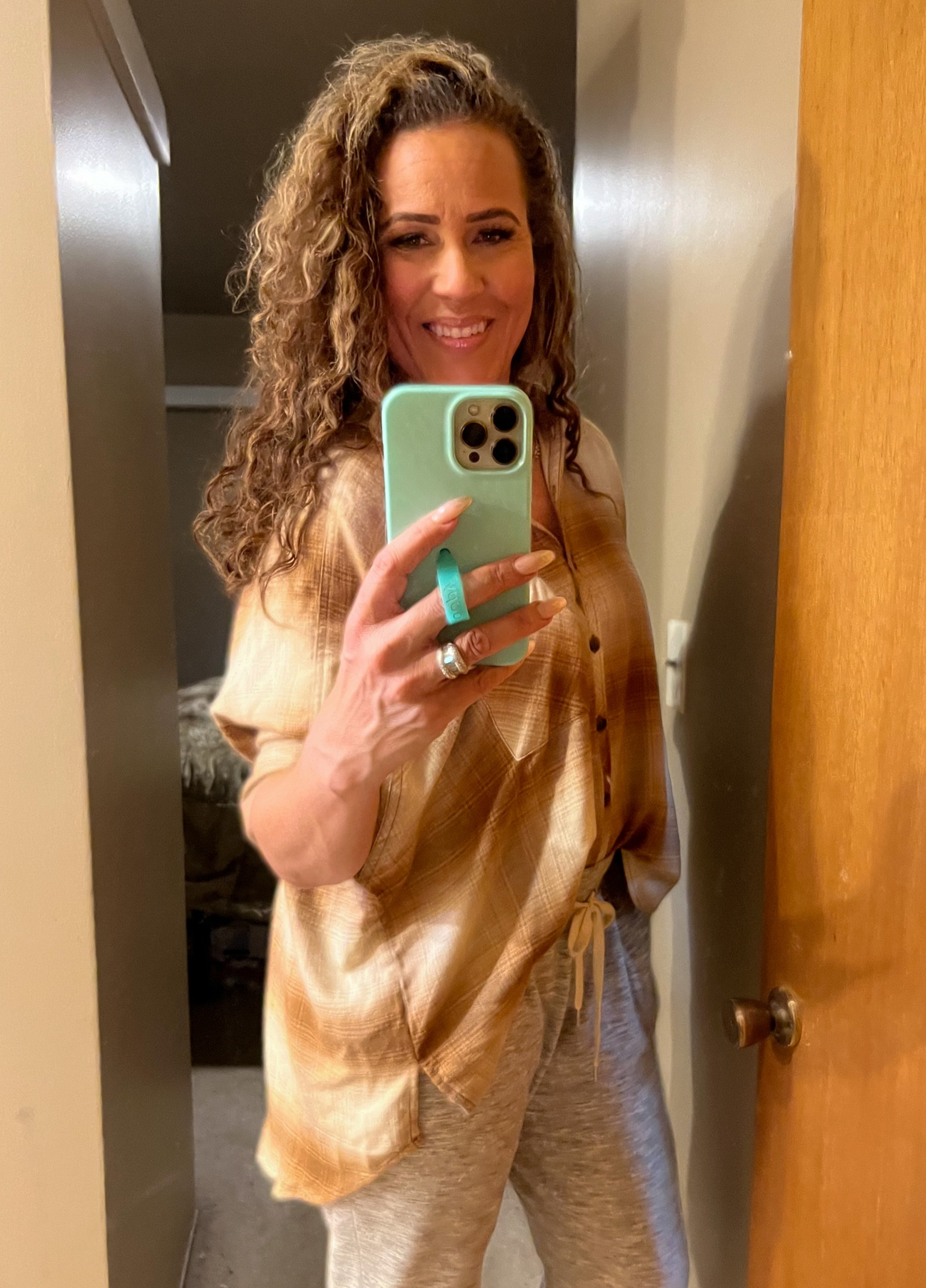 Snagged this plaid in the NSALE! I LOVE how soft these flannels are and I was so happy to see it was part of the sale again this year! I bought one last year too  It is naturally oversized and I’m in the small. I love how it’s longer in the back so you can wear it with leggings (I love to pair it with my faux leather leggings which are also part of the sale, or jeans). It’s super budget friendly and perfect for chilly nights and great for Fall and Winter, fall fashion, Nordstrom bestsellers, @nordstrom #LaidbackLuxeLife

Shirt: S
Leggings: M 

Follow me for more fashion finds, beauty faves, and lifestyle, home decor, sales and more! So glad you’re here!! XO, Karma

NSALE, Nordstrom Anniversary Sale 2023, NSALE 2023, 2023, NSALE picks, best of NSALE

#LTKxNSale #LTKsalealert #LTKunder50