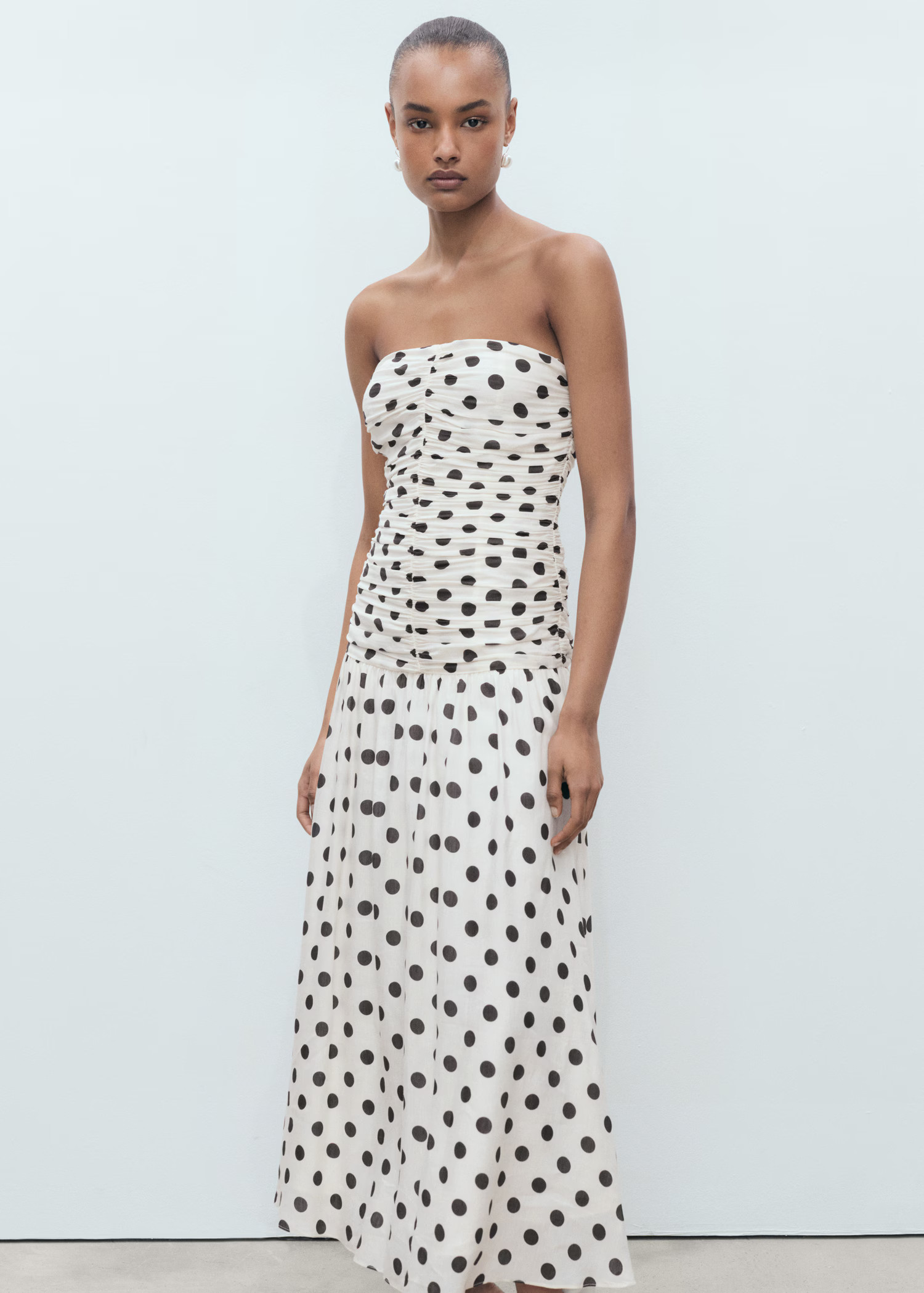 Polka-Dots-Kleid mit drapiertem Oberteil - Damen | MANGO Österreich | Mango EU