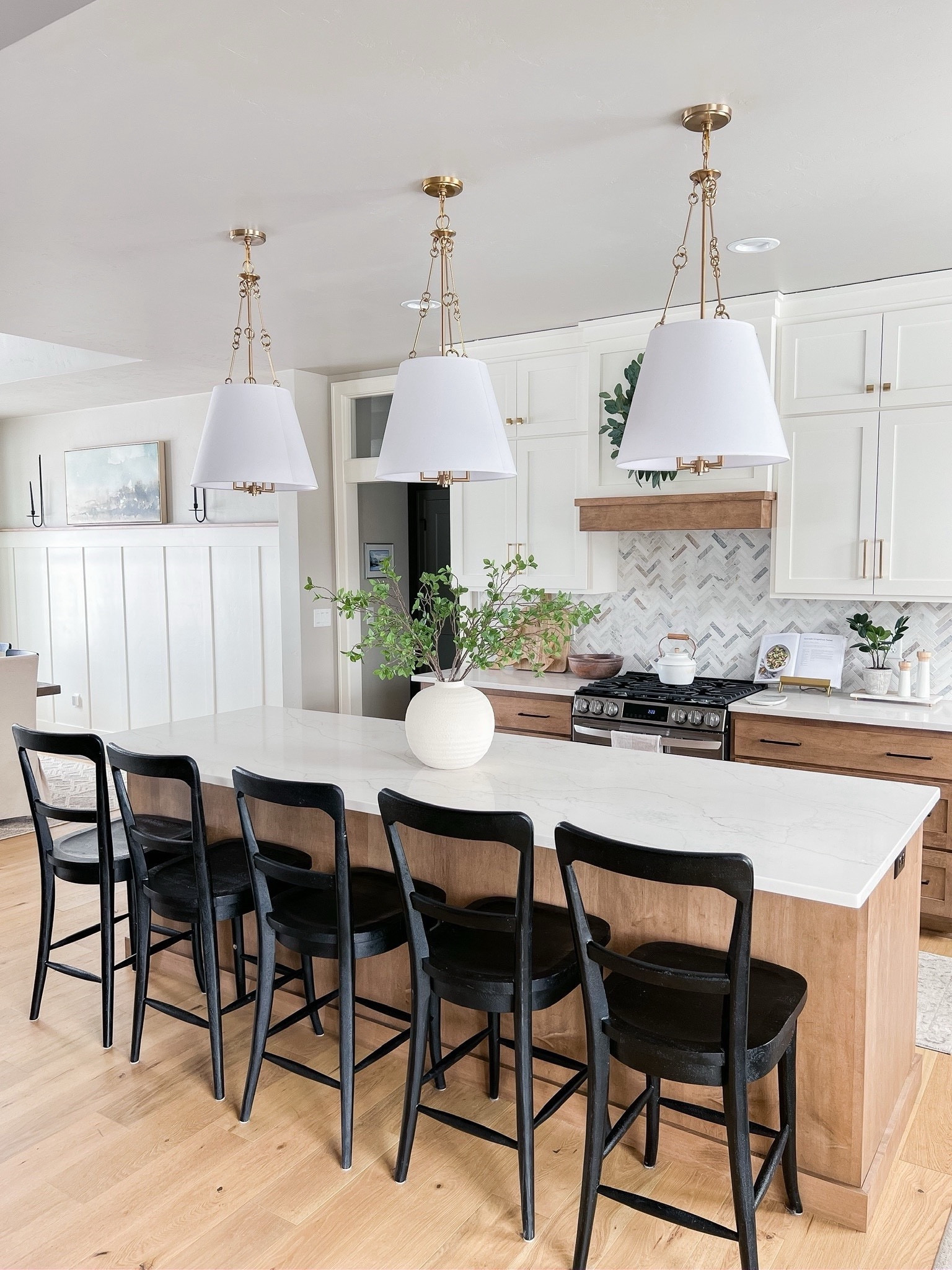 My Kitchen Sources - Pendant lights, barstools, and backsplash 

#LTKHome