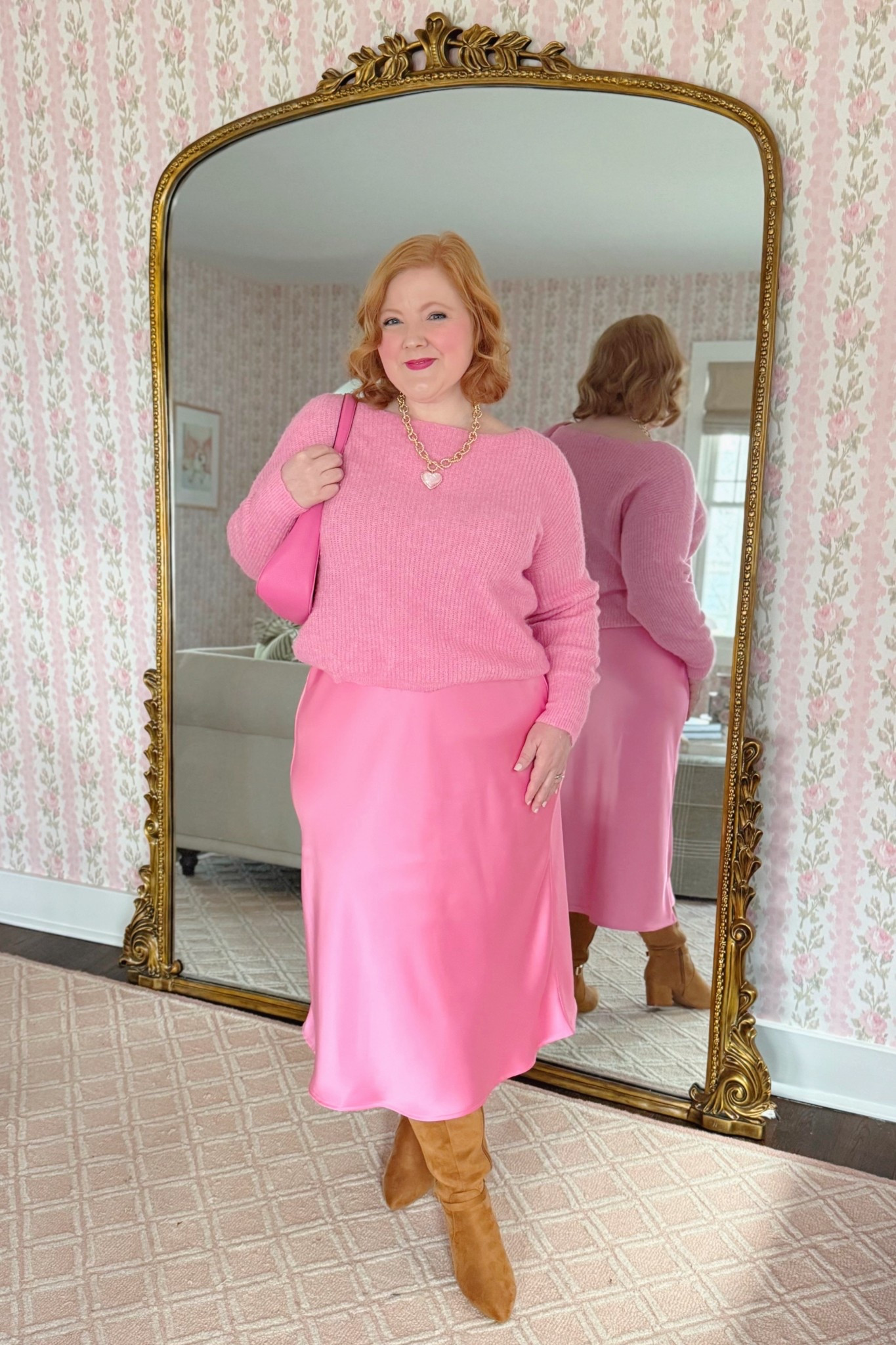 Outfit Details:
Sweater size XL (old) @nordstrom
Necklace @kendrascott
Bag (old) @katespadeny
Skirt size 12/14 @ullapopkenusa
(35% OFF with code WWWULLA)
Wide Calf Boots @catofashions